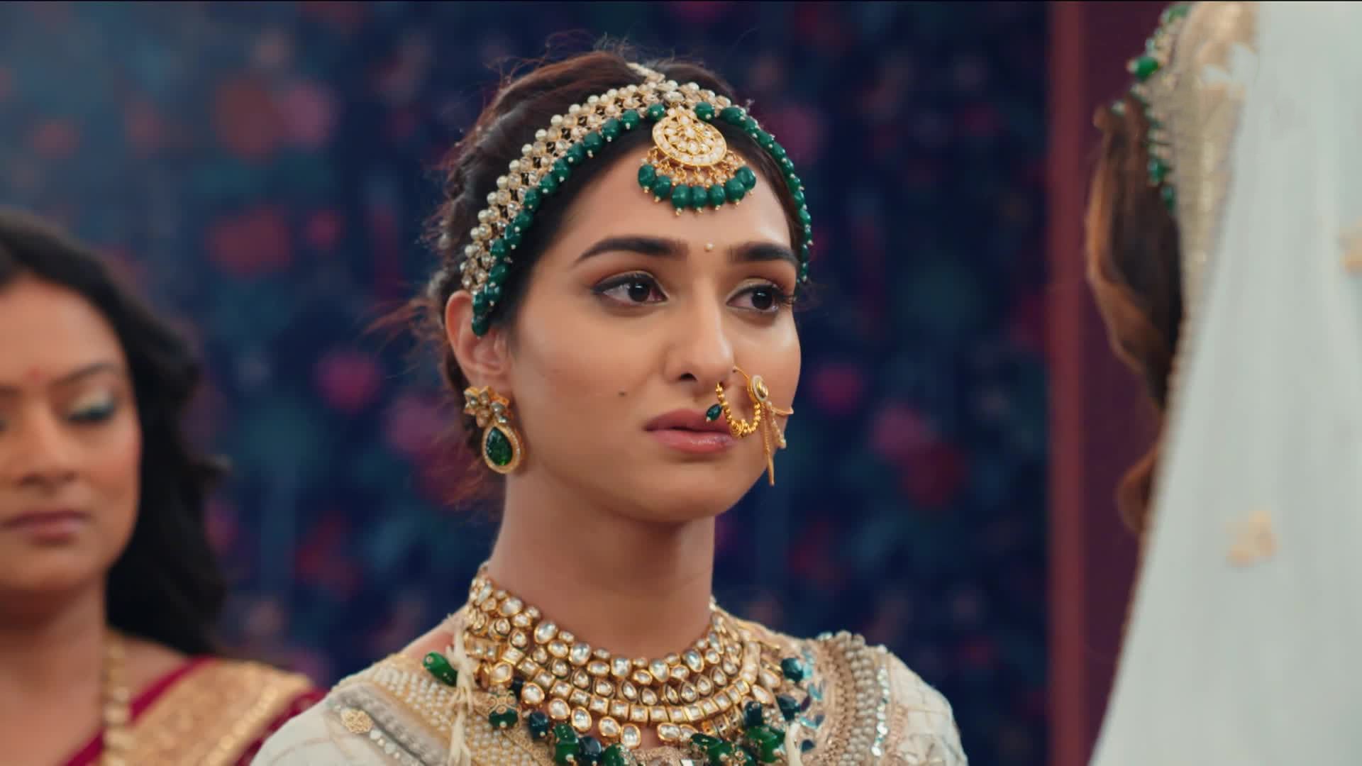 Watch Pratiksha's Request To Kavya Video Online(HD) On JioCinema