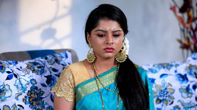 Watch Mithuna Rashi Season 1 Episode 457 : Raashi Is Heartbroken ...