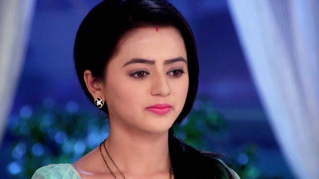 Watch Swaragini Season 1 Episode 189 : Annapurna And Sujata Spy On ...