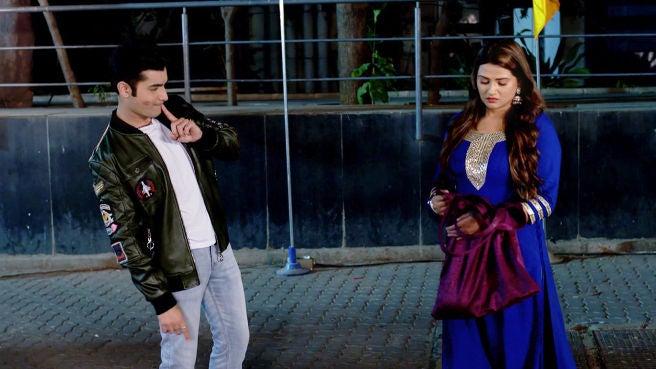 Watch Kasam - Tere Pyaar Ki Season 1 Episode 564 : Ranbir Flirts With ...