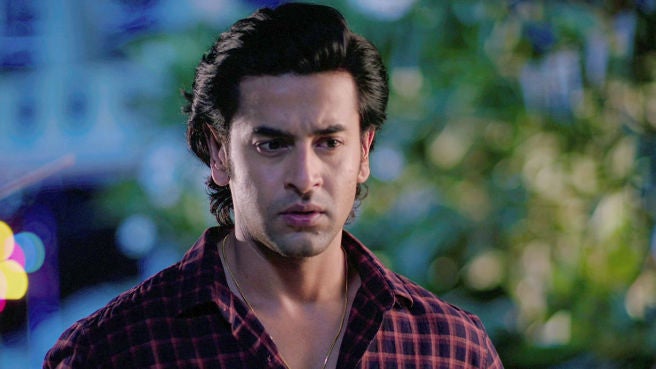 Roop Episodes Watch Roop Season 1 Episode 250 : Roop Suspects Ishika's Husband-to-be ...