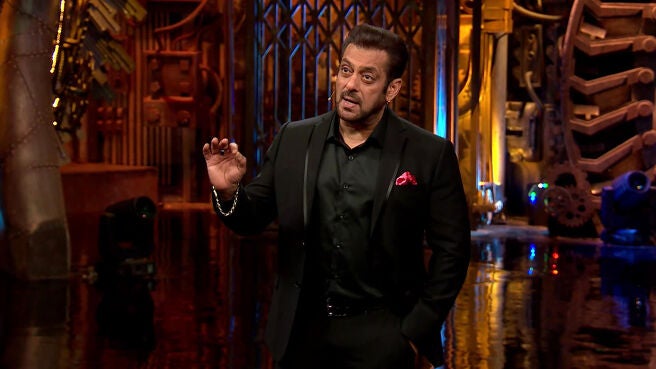 Watch Bigg Boss Season 16 Episode 84 : Salman Drills Shalin-Stan ...