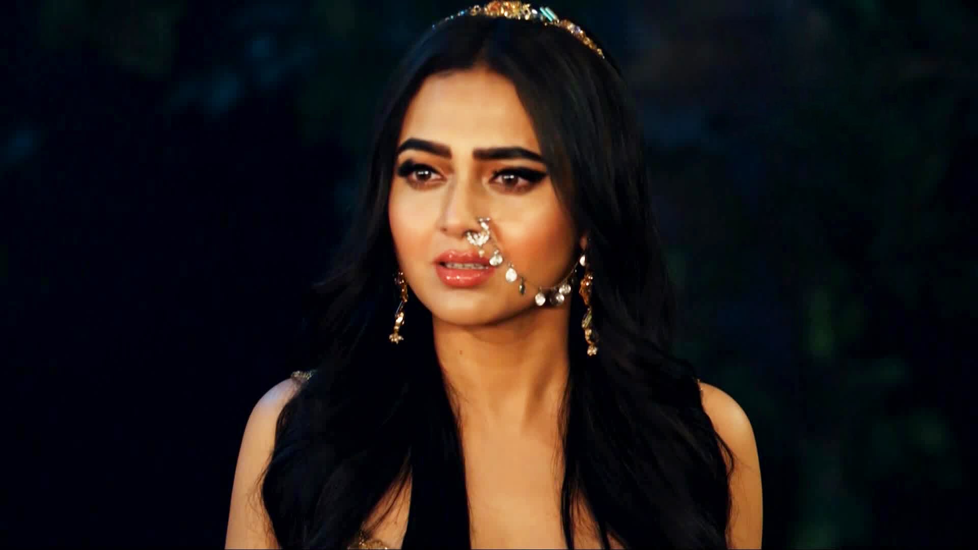 Watch Pratha Learns A Shocker Video Online(HD) On JioCinema