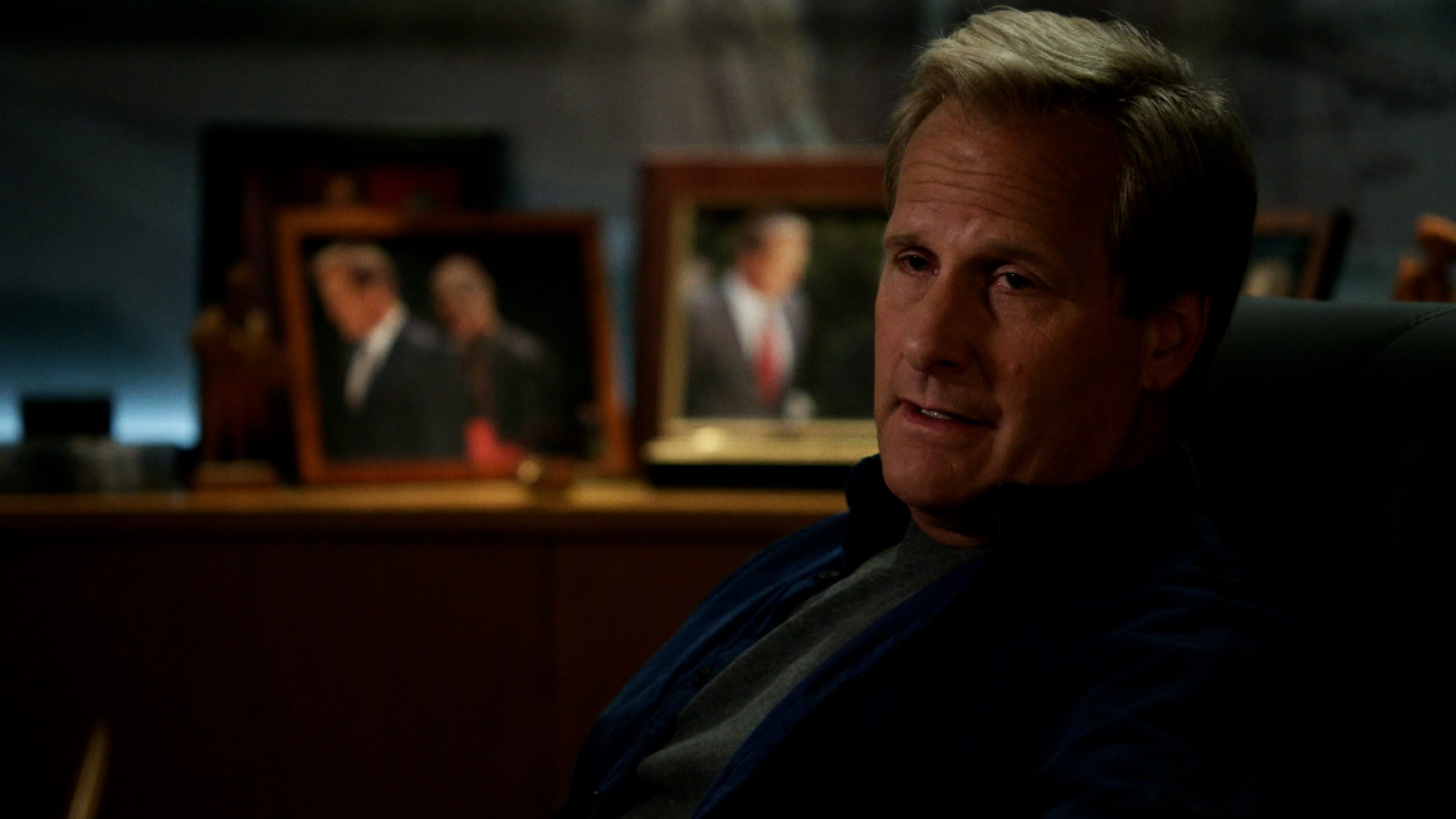 Watch The Newsroom Season 2 Episode 8 : Election Night, Part I - Watch ...