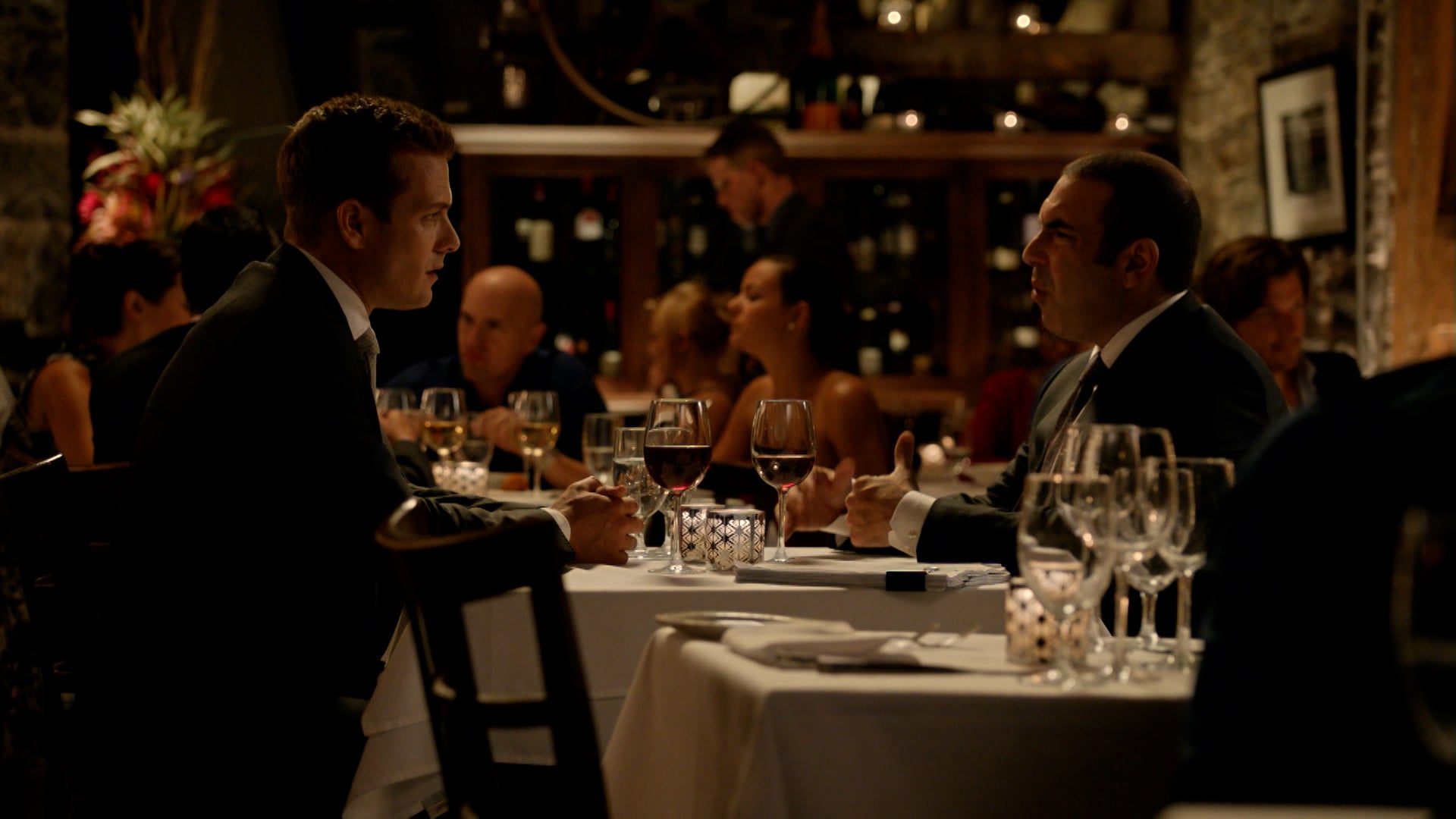 Watch Suits Season 2 Episode 9 : Asterisk - Watch Full Episode Online ...