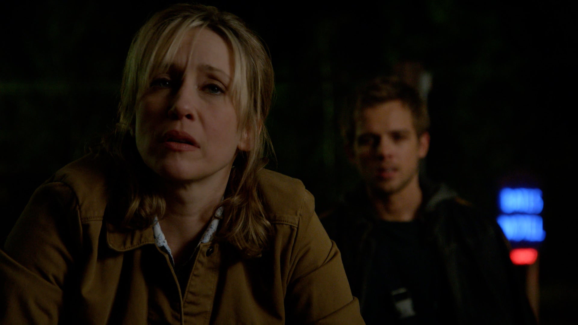 Watch Bates Motel Season 1 Episode 7 : The Man In Number 9 - Watch Full