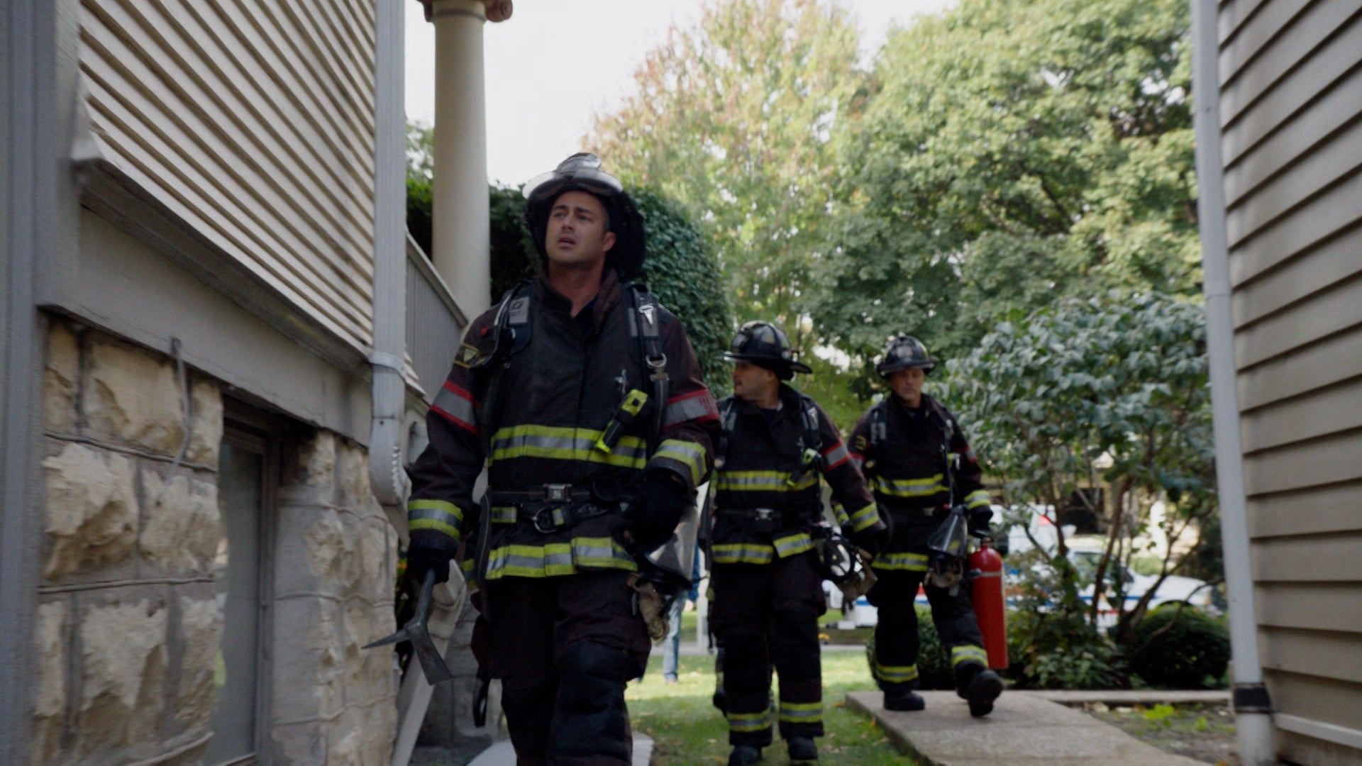 Watch Chicago Fire Season 5 Episode 8 One Hundred Watch Full Episode Onlinehd On Jiocinema 4142