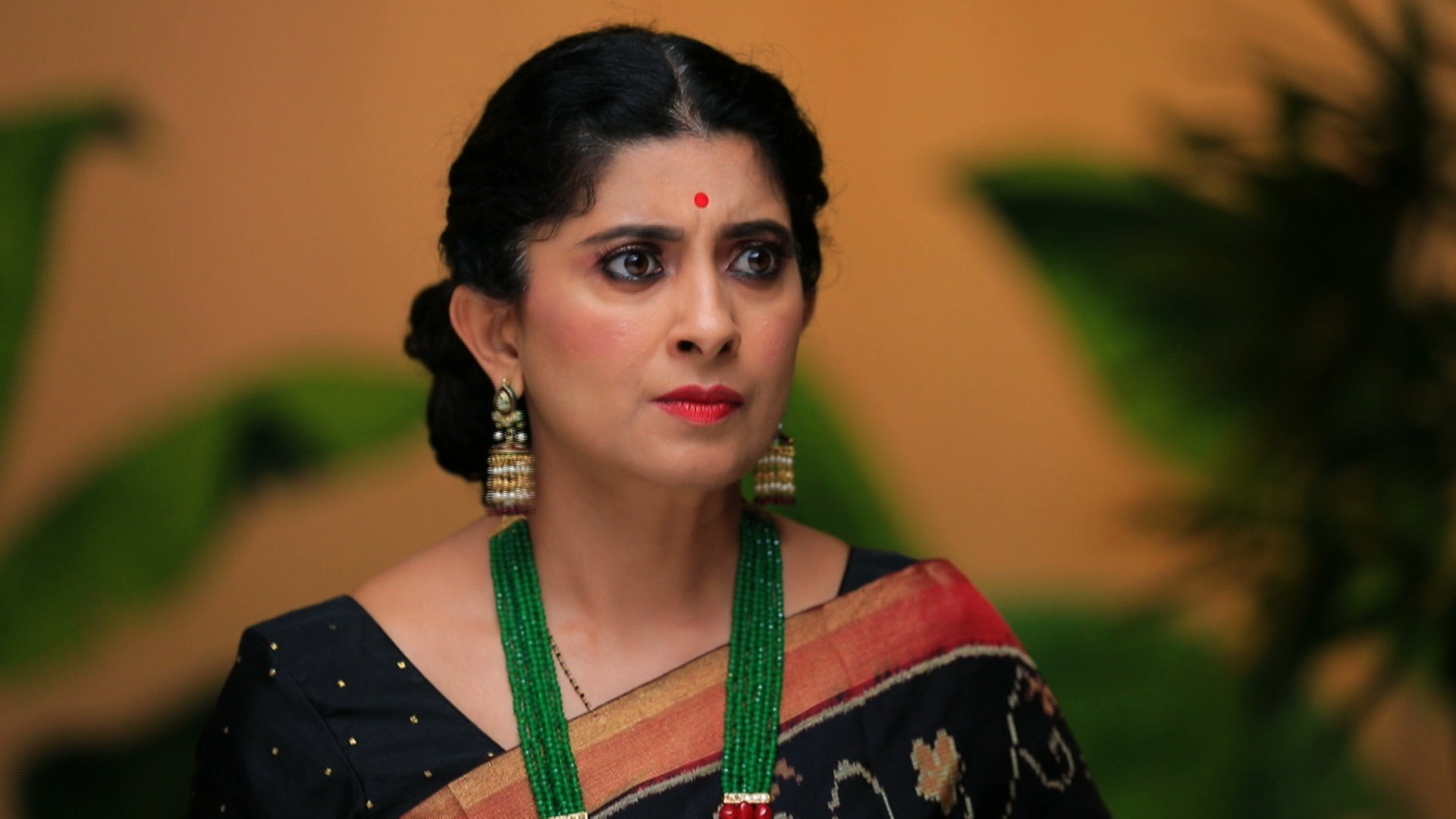 Watch Lakshmi Baramma Season 2 Episode 84 : Will Kaveri Be Able To ...