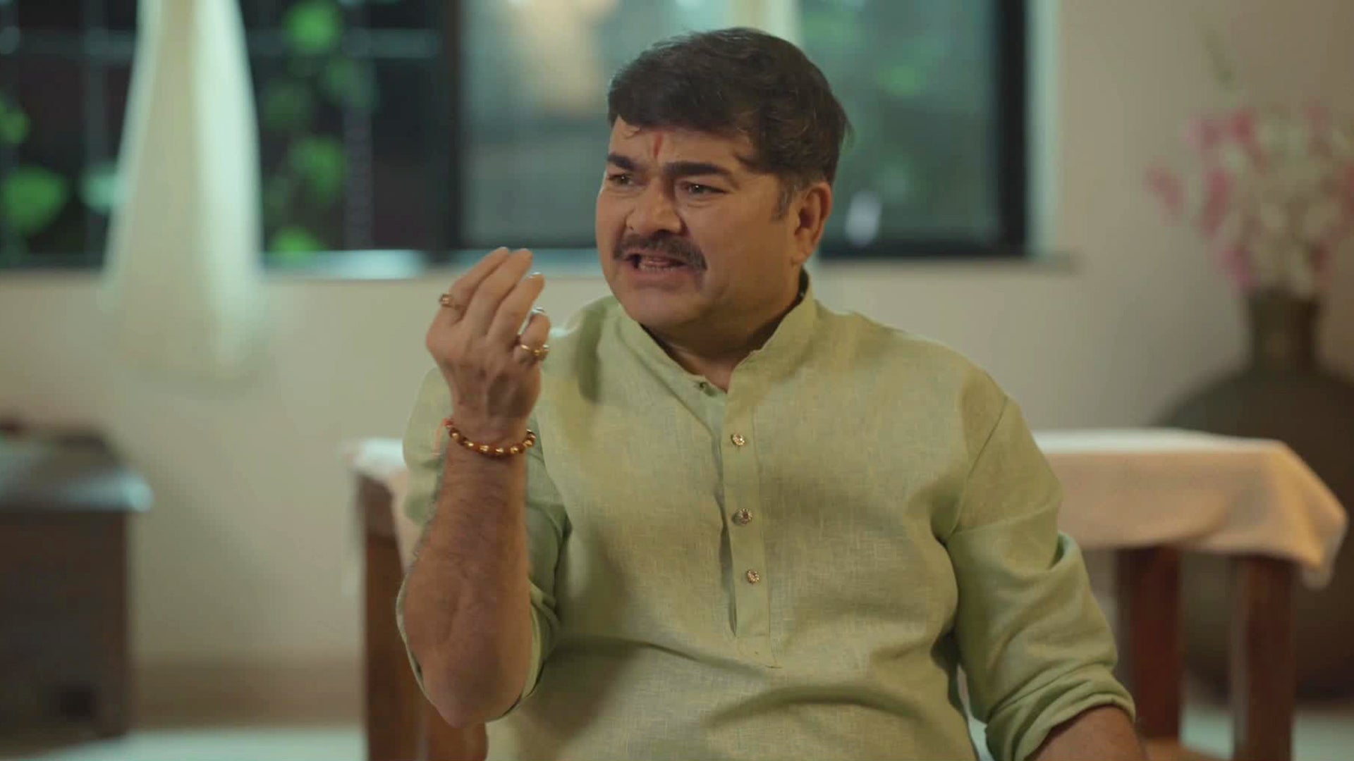 Watch Meet The Kale Family Video Online(HD) On JioCinema