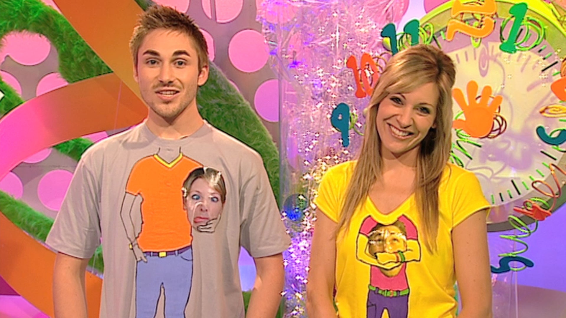 Watch Finger Tips Season 5 Episode 25 Head Hugging TShirts Watch