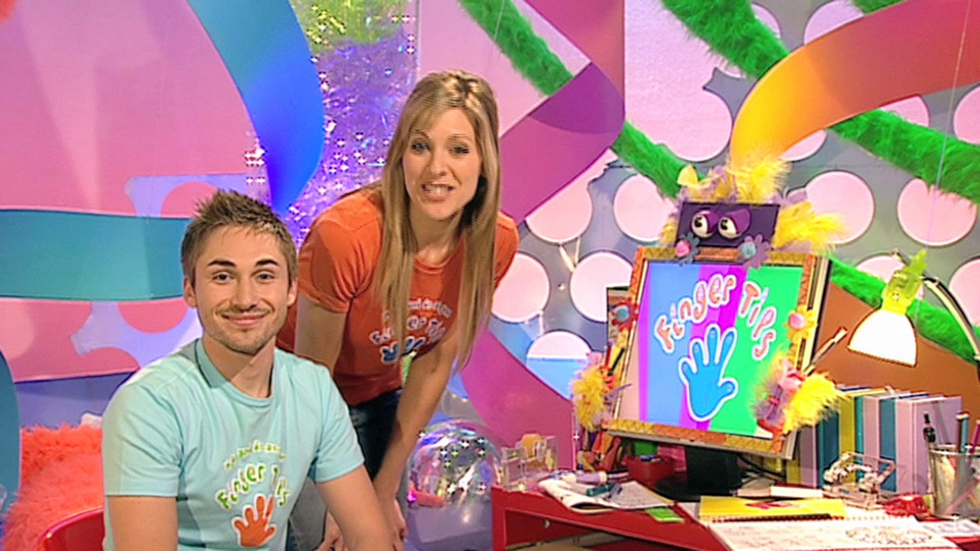 Watch Finger Tips Season 5 Episode 26 Funky Frames And Funky