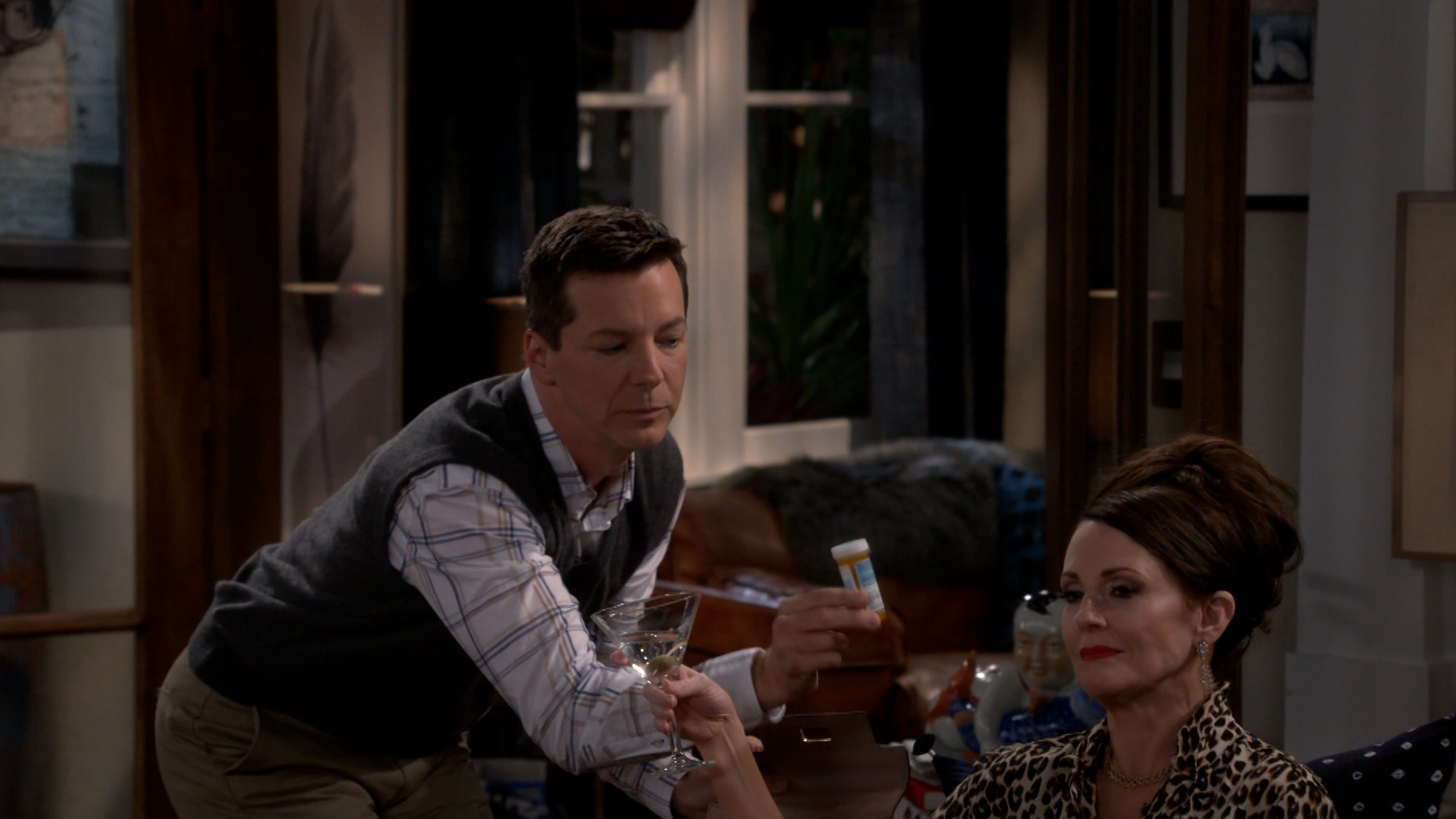 Watch Will & Grace Season 9 Episode 1 : 11 Years Later - Watch Full ...