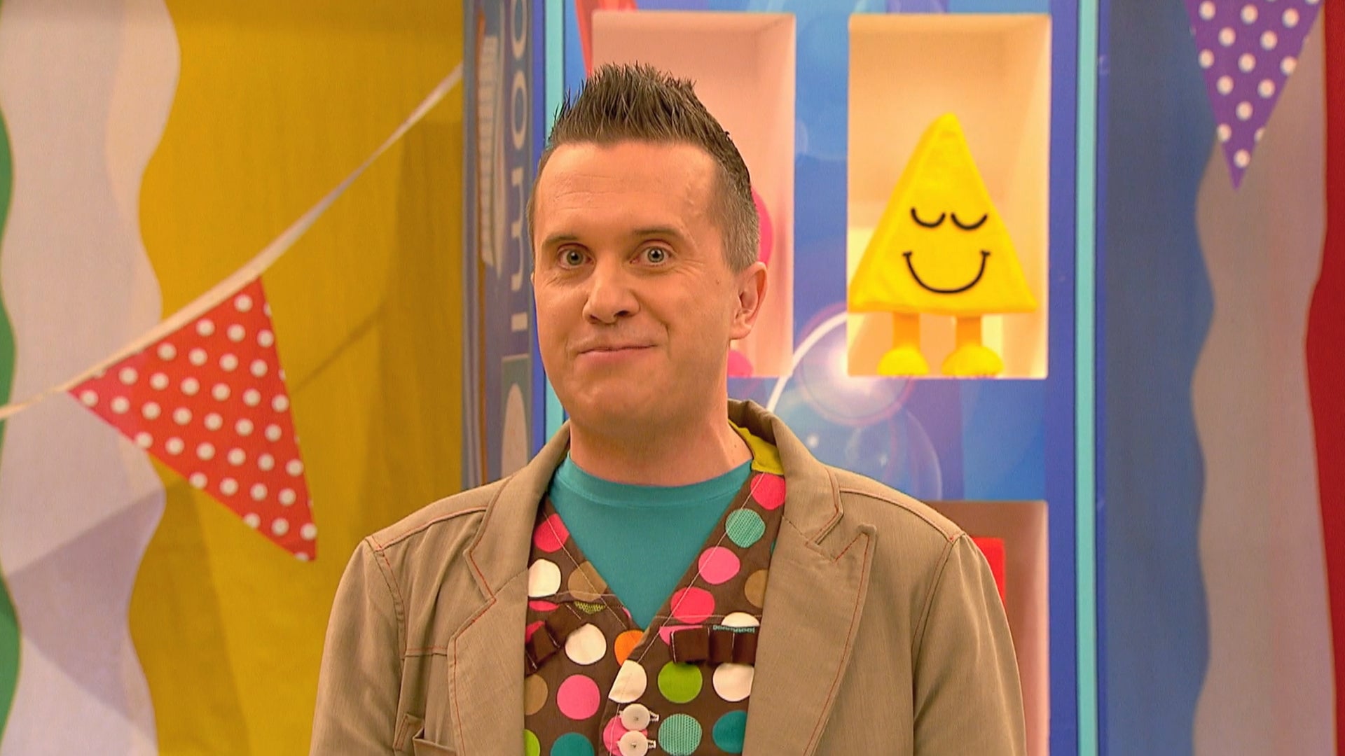 Watch Mister Maker Season 7 Episode 2 The Purple Party Watch Full
