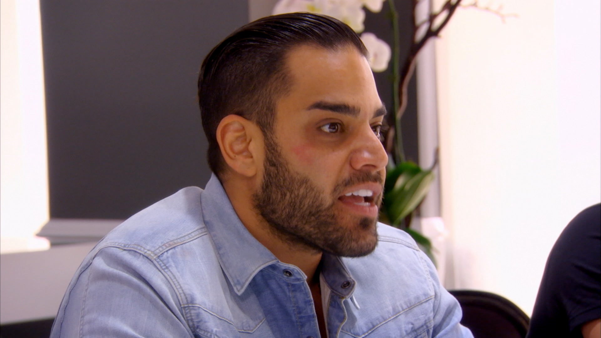 Watch Shahs Of Sunset Season 3 Episode 8 Caught In A Bad Bro Mance Watch Full Episode Online