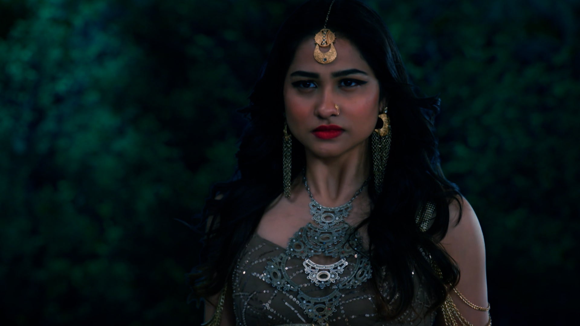 Watch Naagin - Bengali Season 6 Episode 270 : Patali Attacks Naaglok ...