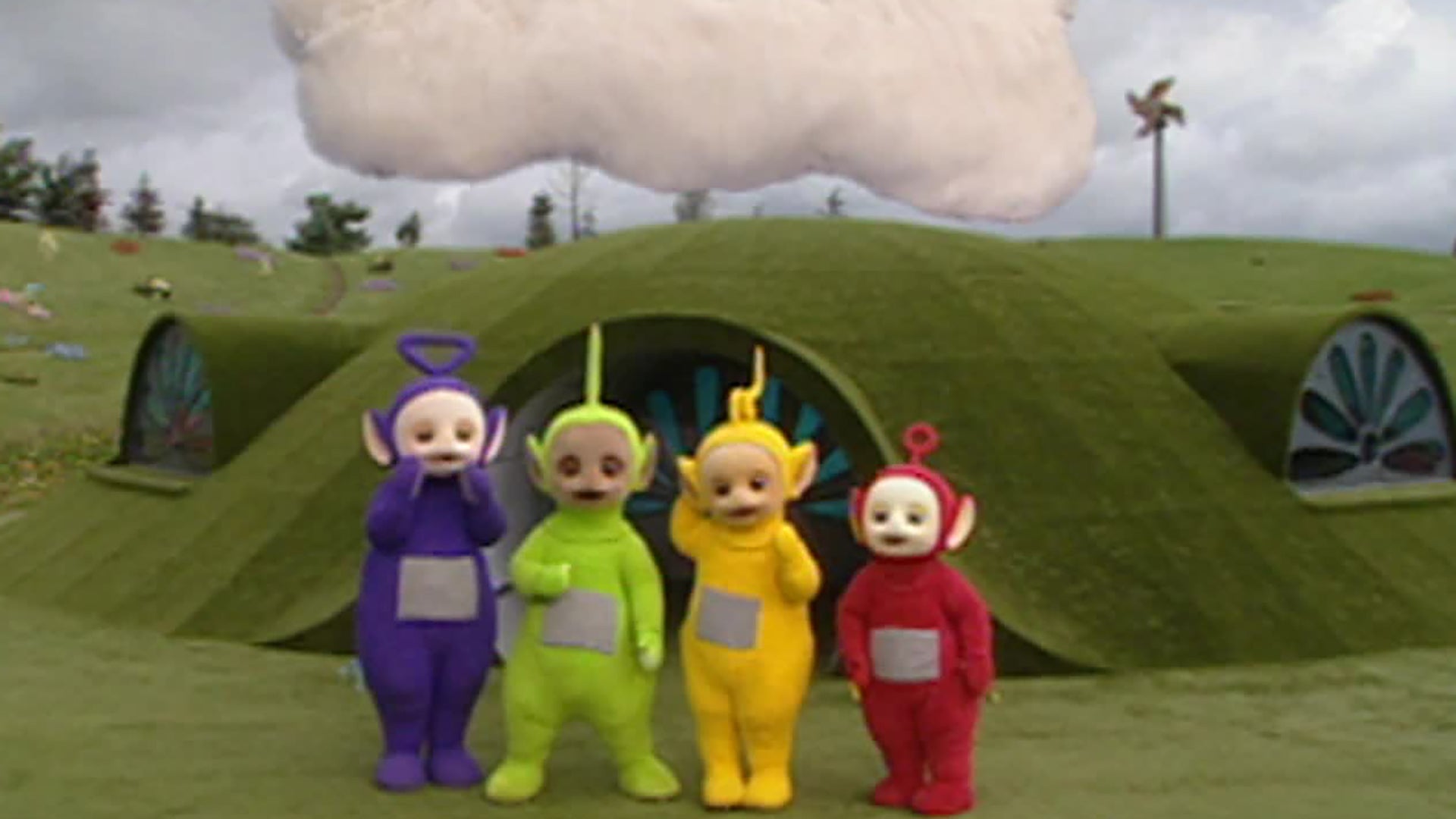 Watch Classic Teletubbies Season 4 Episode 24 : Rain In Tubbyland ...