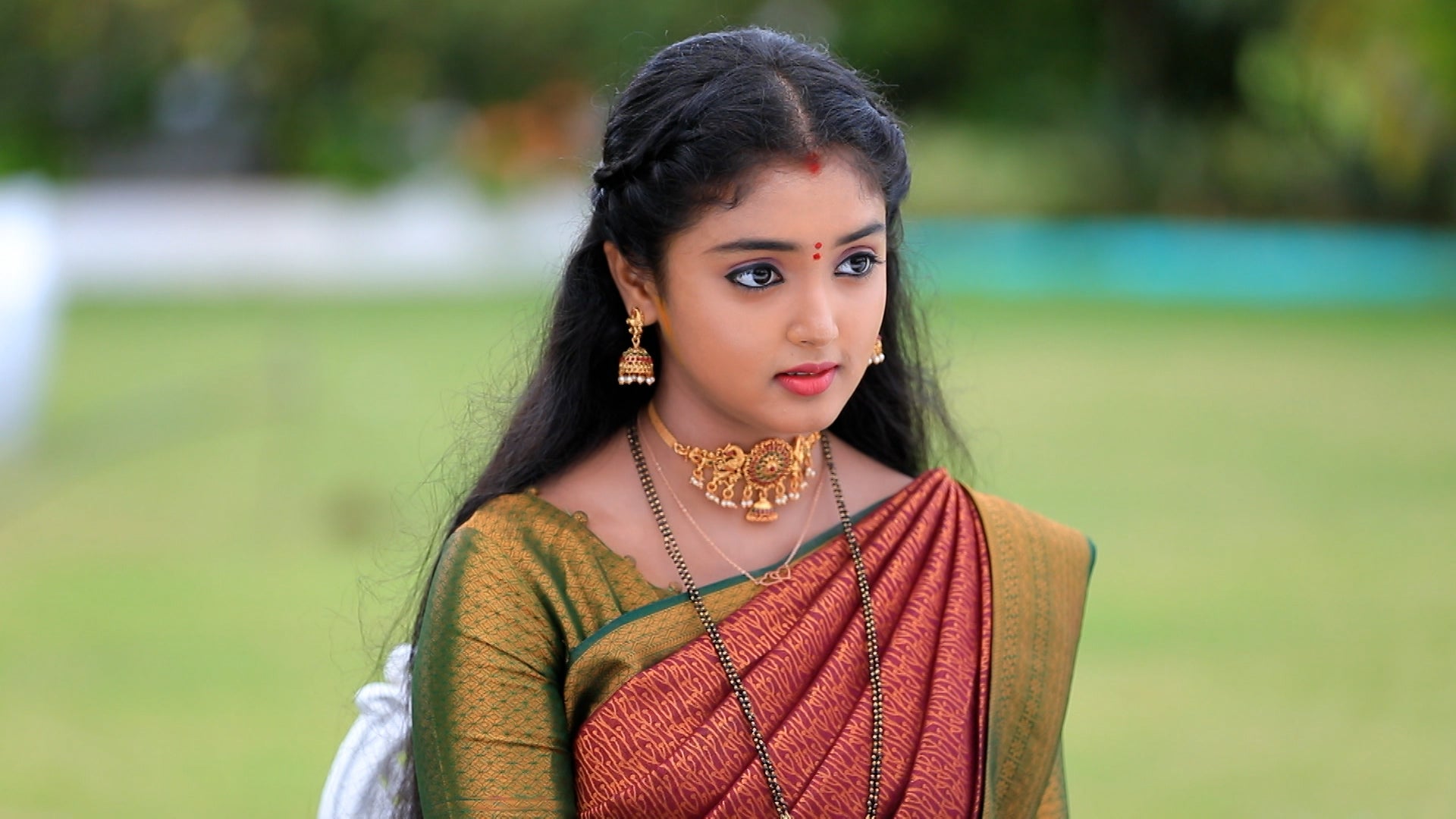 Watch Lakshmi Baramma Season 2 Episode 127 : Lakshmi Breaks Keerthi's ...