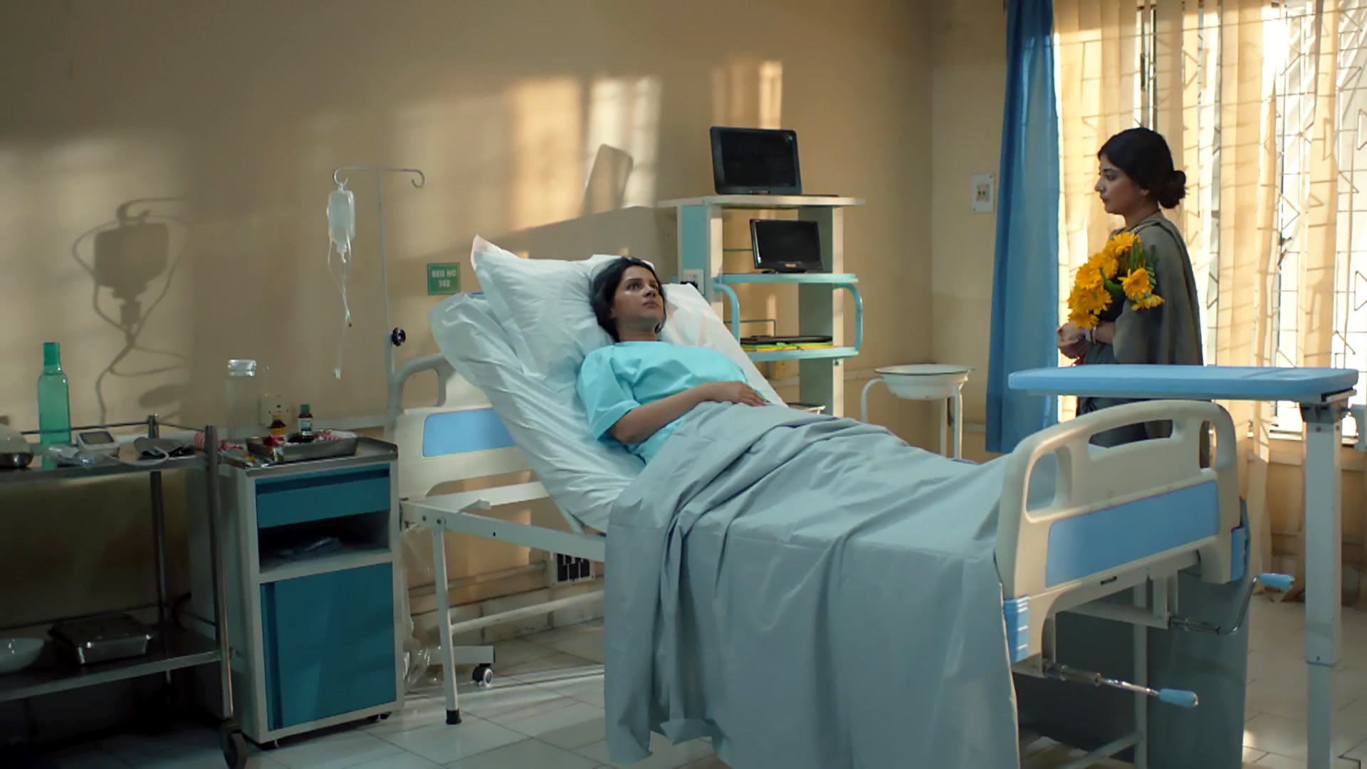 Watch The Broken Nest Season 1 Episode 2 Aparna To Meet Godhuli