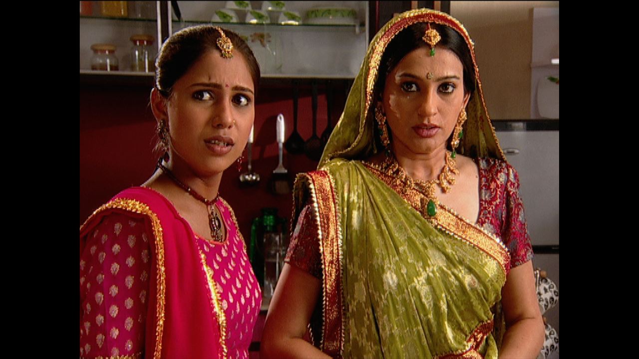 Watch Balika Vadhu Season 1 Episode 38 : Jagdish Helps Anandi - Watch ...