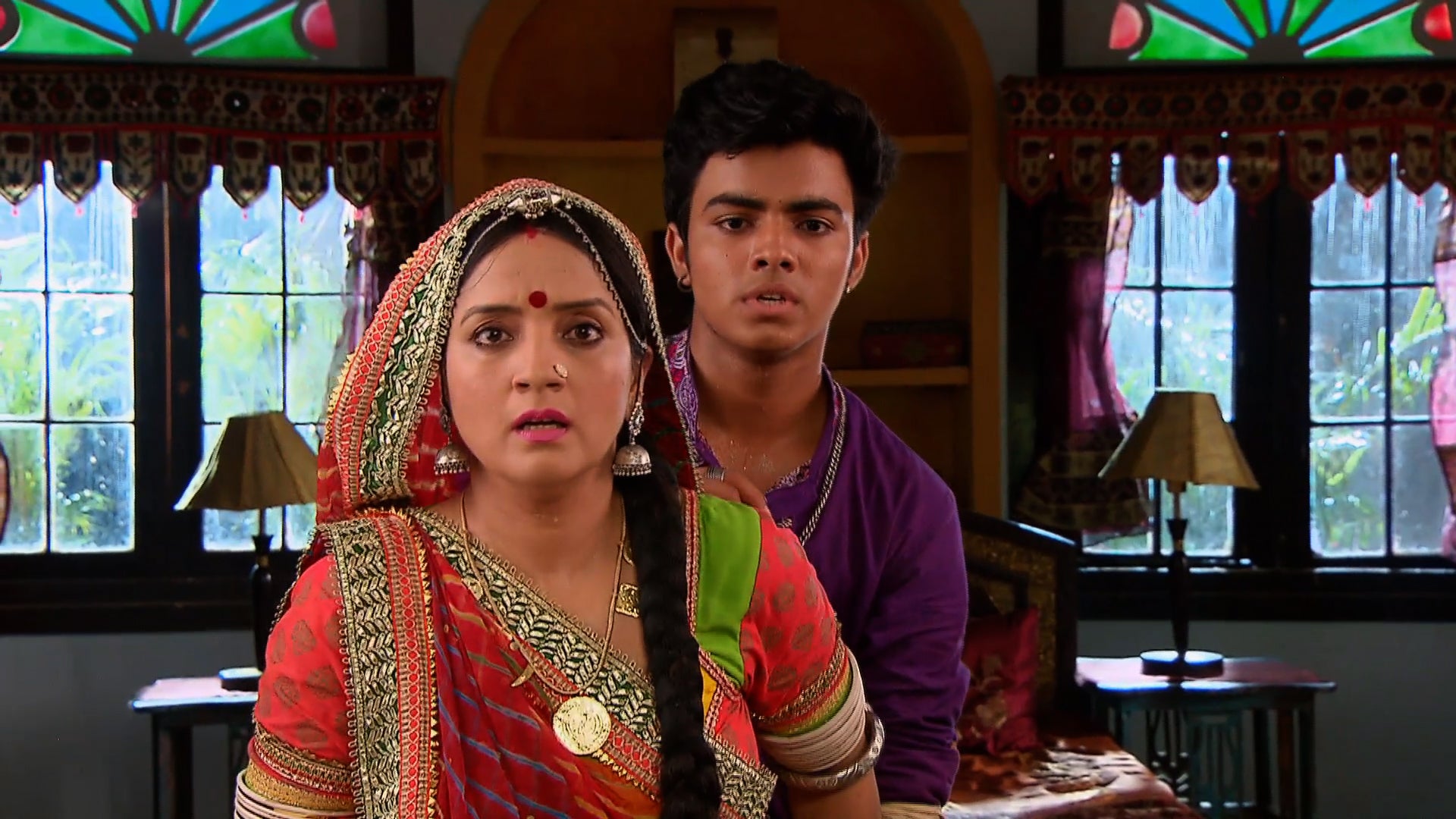 Watch Balika Vadhu Season 1 Episode 1994 : Furious Mangala Beats Kundan ...