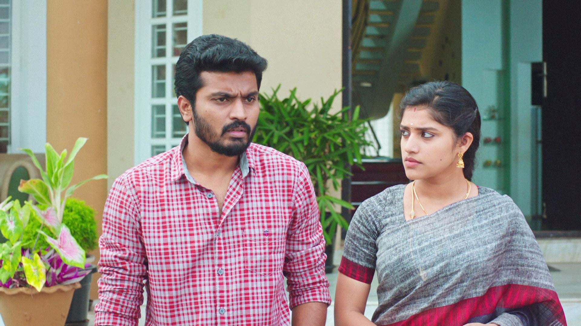 Watch Thirumanam Season 1 Episode 73 : Will Janani-Santhosh Defend ...