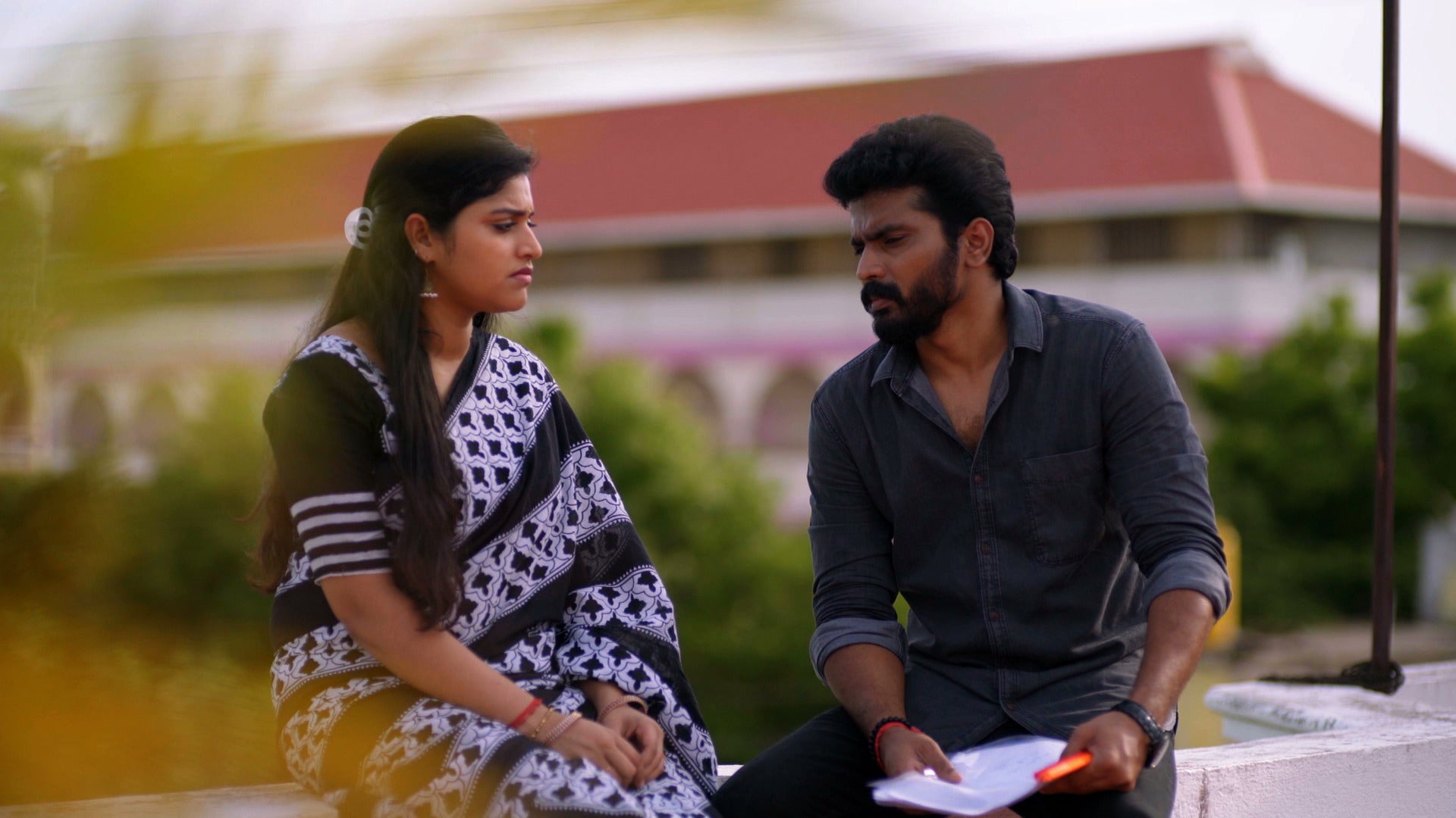 Watch Thirumanam Season 1 Episode 440 : Santhosh & Janani Gathers