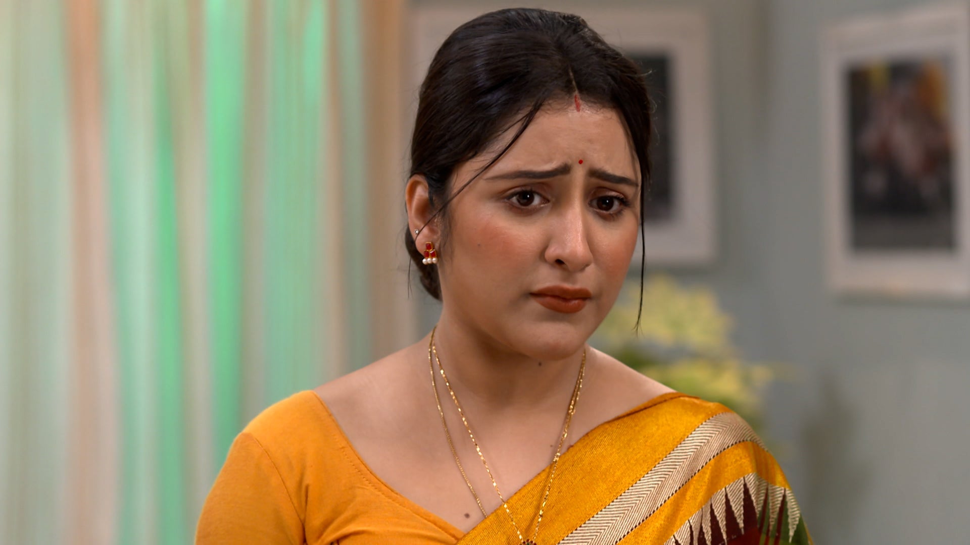 Watch Tumii Je Amar Maa Season 1 Episode 495 : Arohi Cuts Off Ties With ...