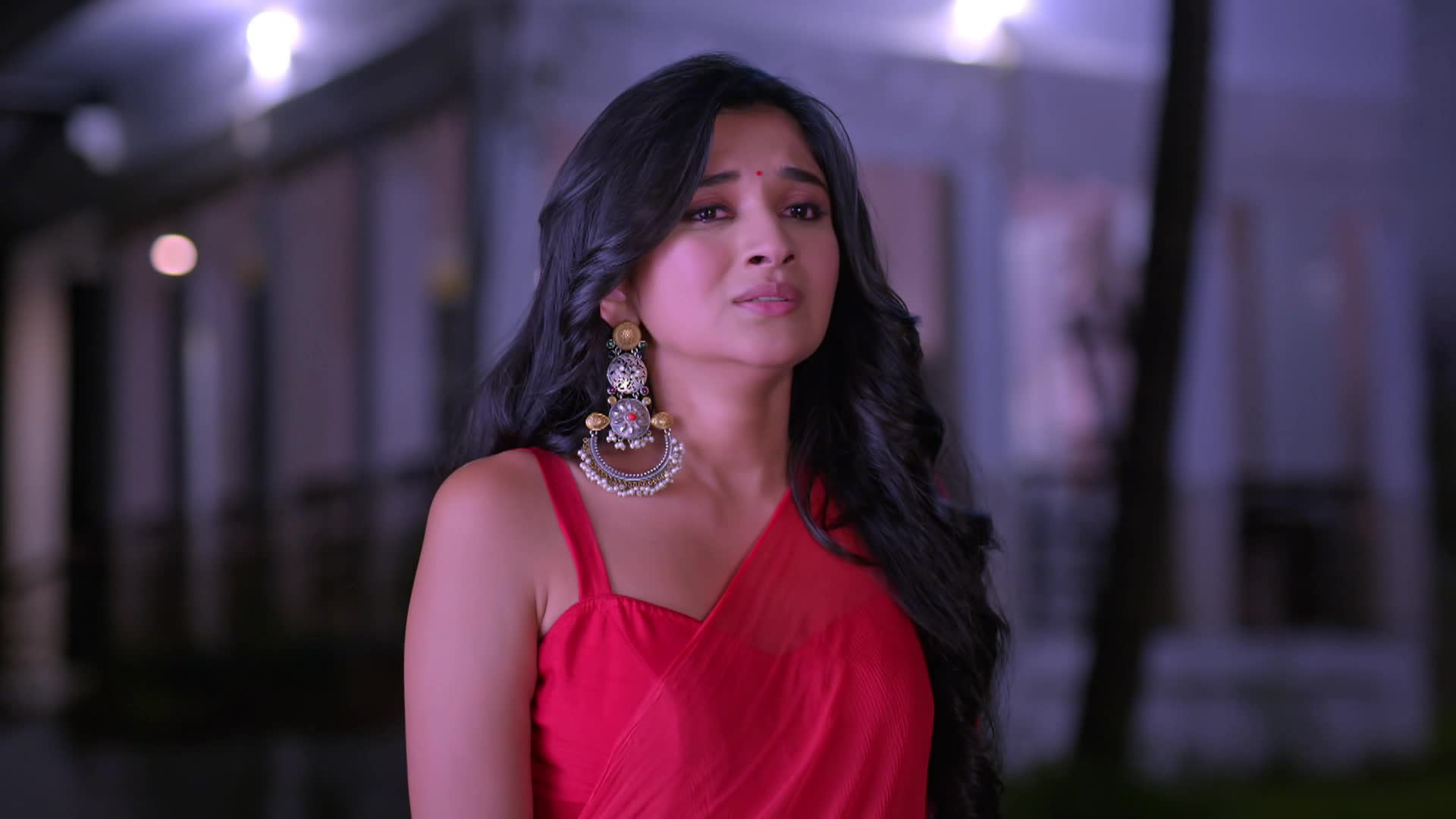 Watch Chand Jalne Laga Season 1 Episode 3 : A Shocker For Tara - Watch ...