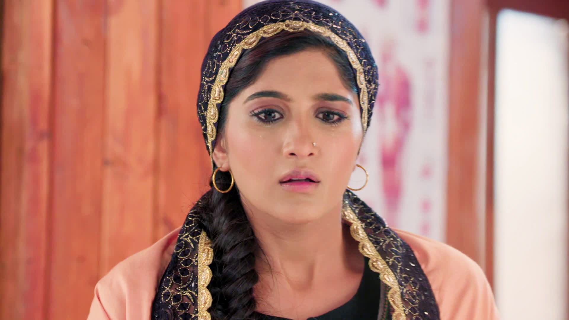 Watch Choti Sarrdaarni Season 1 Episode 409 : Meher Feels Helpless ...