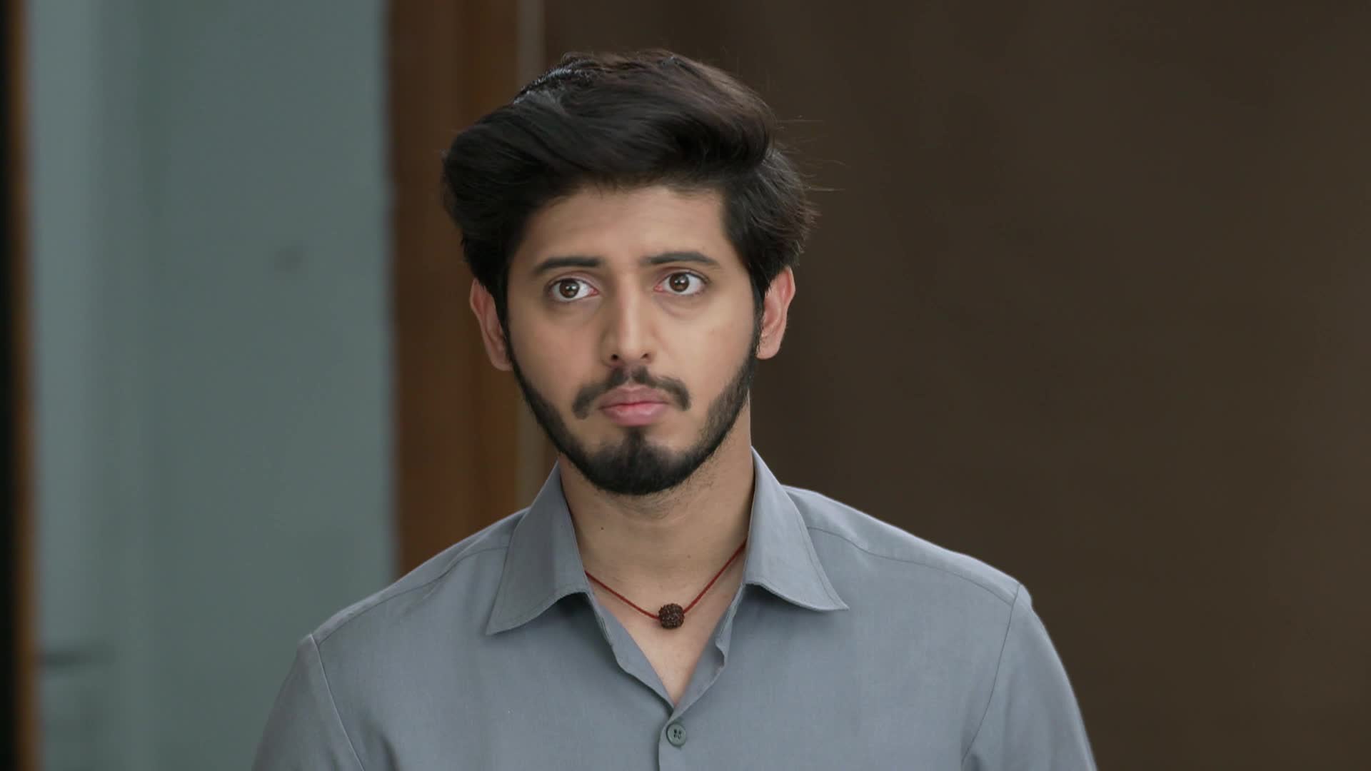 Watch Rama Raghav Season 1 Episode 302 : Lavanya Accuses Raghav ...