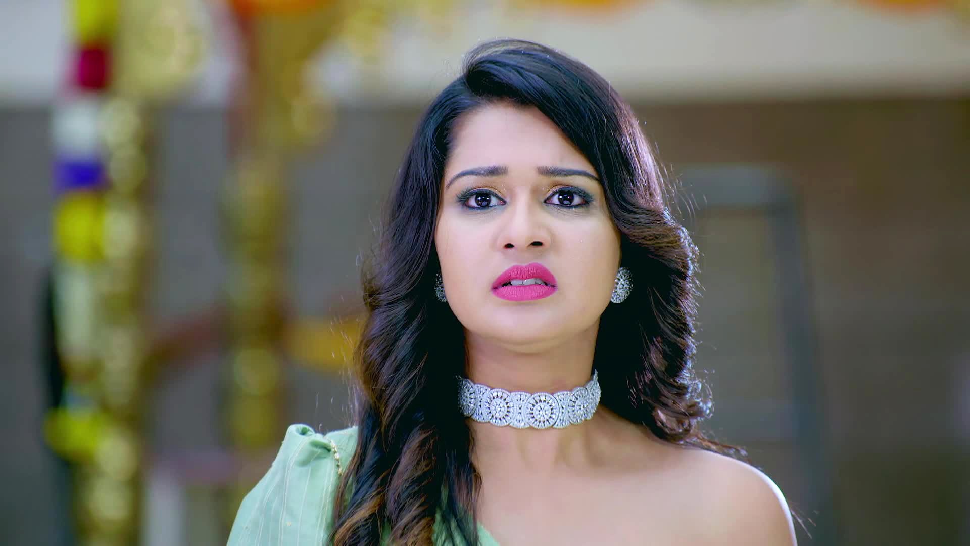 Watch Ramachari Season 1 Episode 96 : Charulatha Grows Anxious - Watch ...