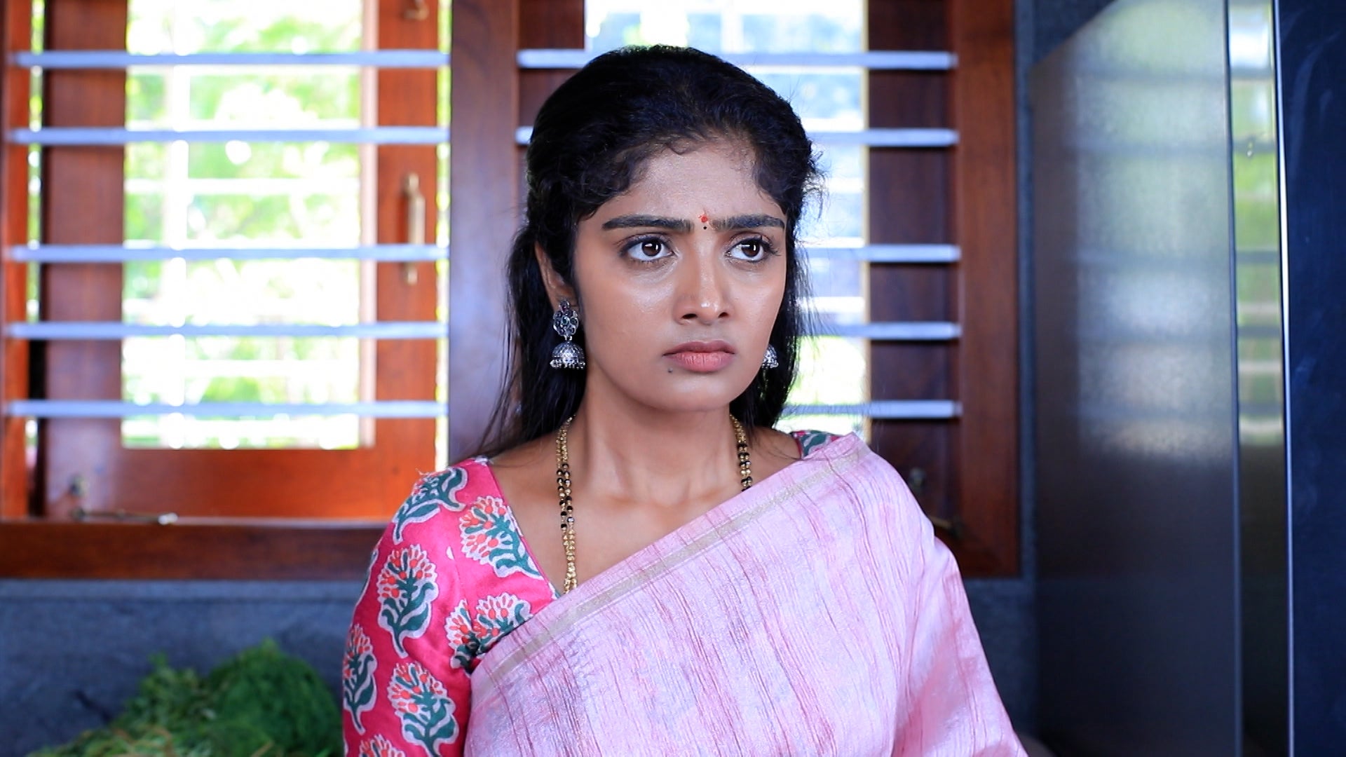 Watch Kendasampige Season 1 Episode 447 : Sumana To Bring In Katyayini ...