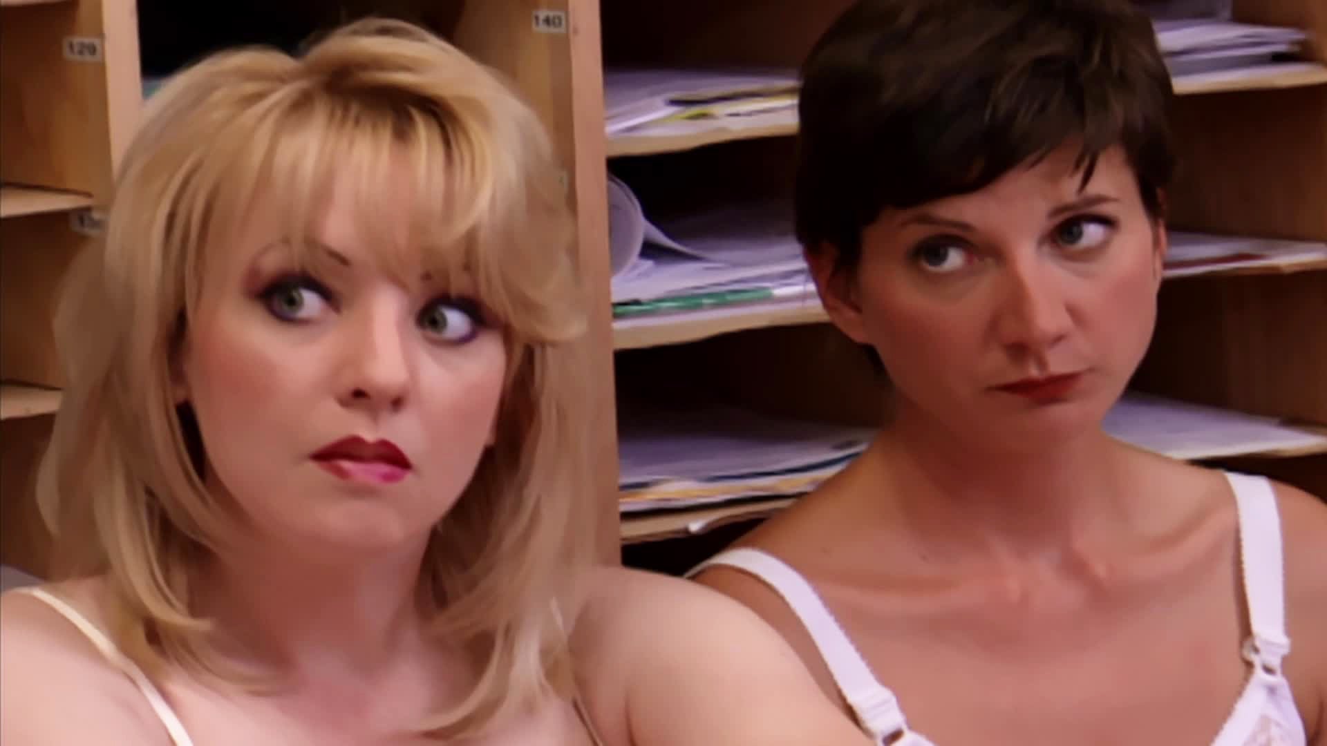 Watch Reno 911 Season 1 Episode 4 Clementine s Pregnant Watch Full watch-reno-911-season-1-episode-4-clementine-s-pregnant-watch-full