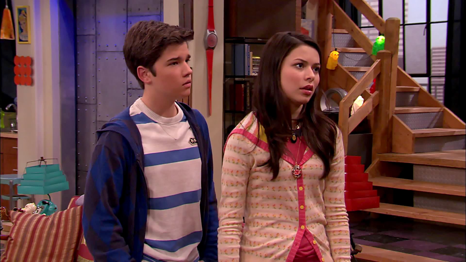 Watch ICarly Season 2 Episode 28 : ICook - Watch Full Episode Online(HD ...