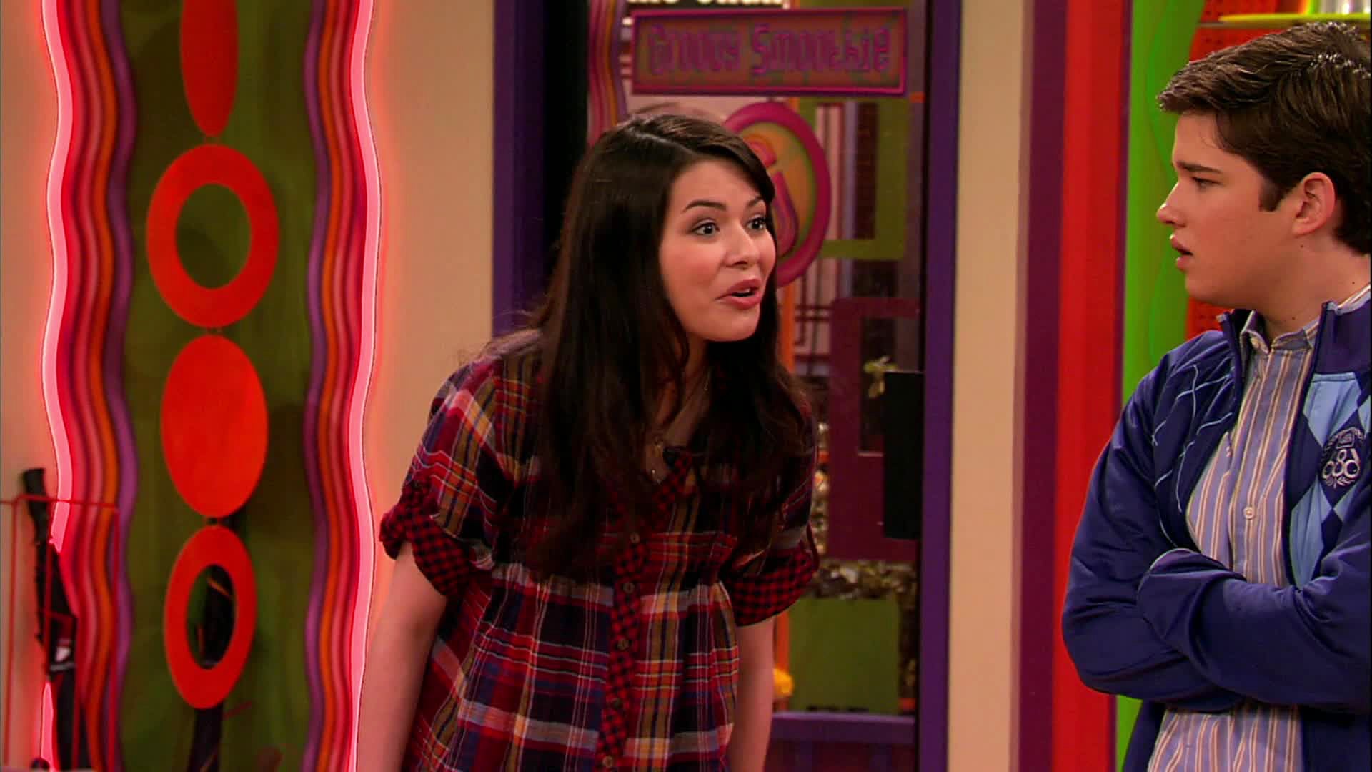 Watch ICarly Season 2 Episode 34 : IQuit ICarly (Part Two) - Watch Full ...