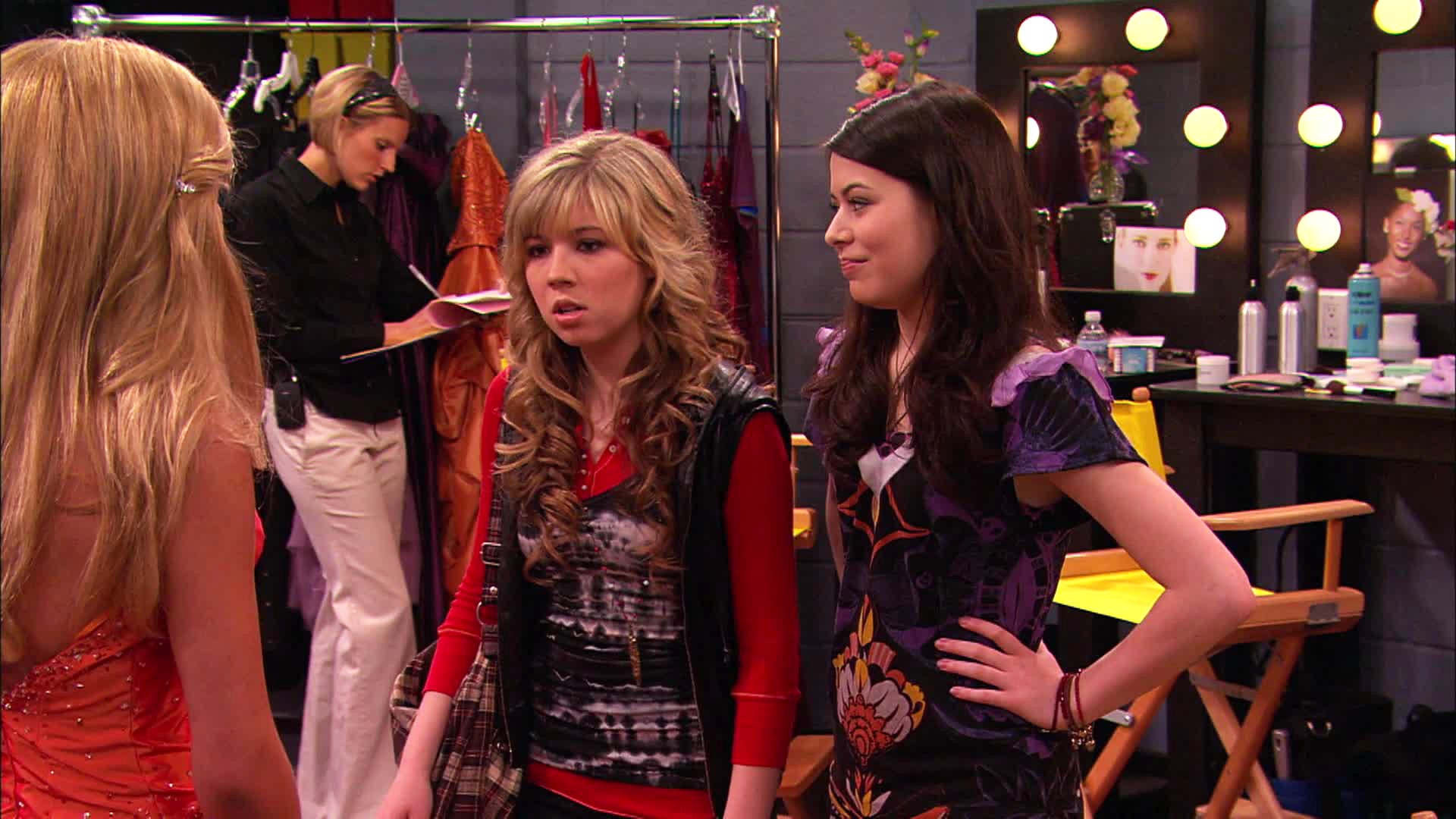 Watch ICarly Season 2 Episode 37 : IWas A Pageant Girl - Watch Full ...