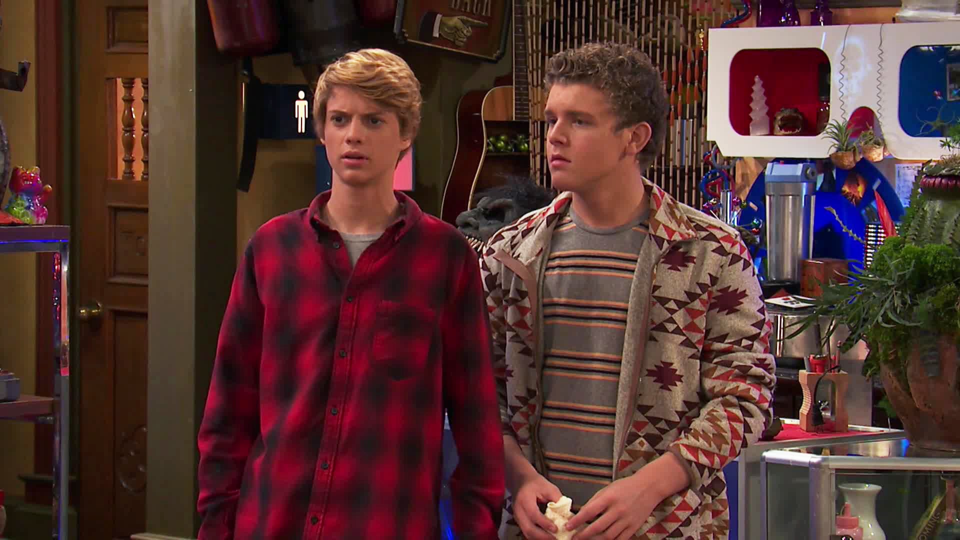 Watch Henry Danger Season 3 Episode 2 : Captain's Love Muffin Mayhem ...