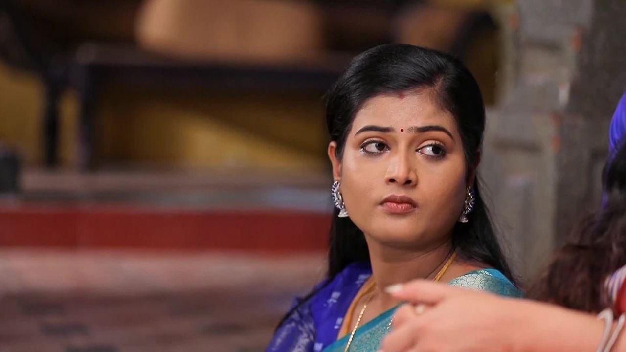 Indrani Guides Bhuvana - Date 31-08-2022 Online | Voot