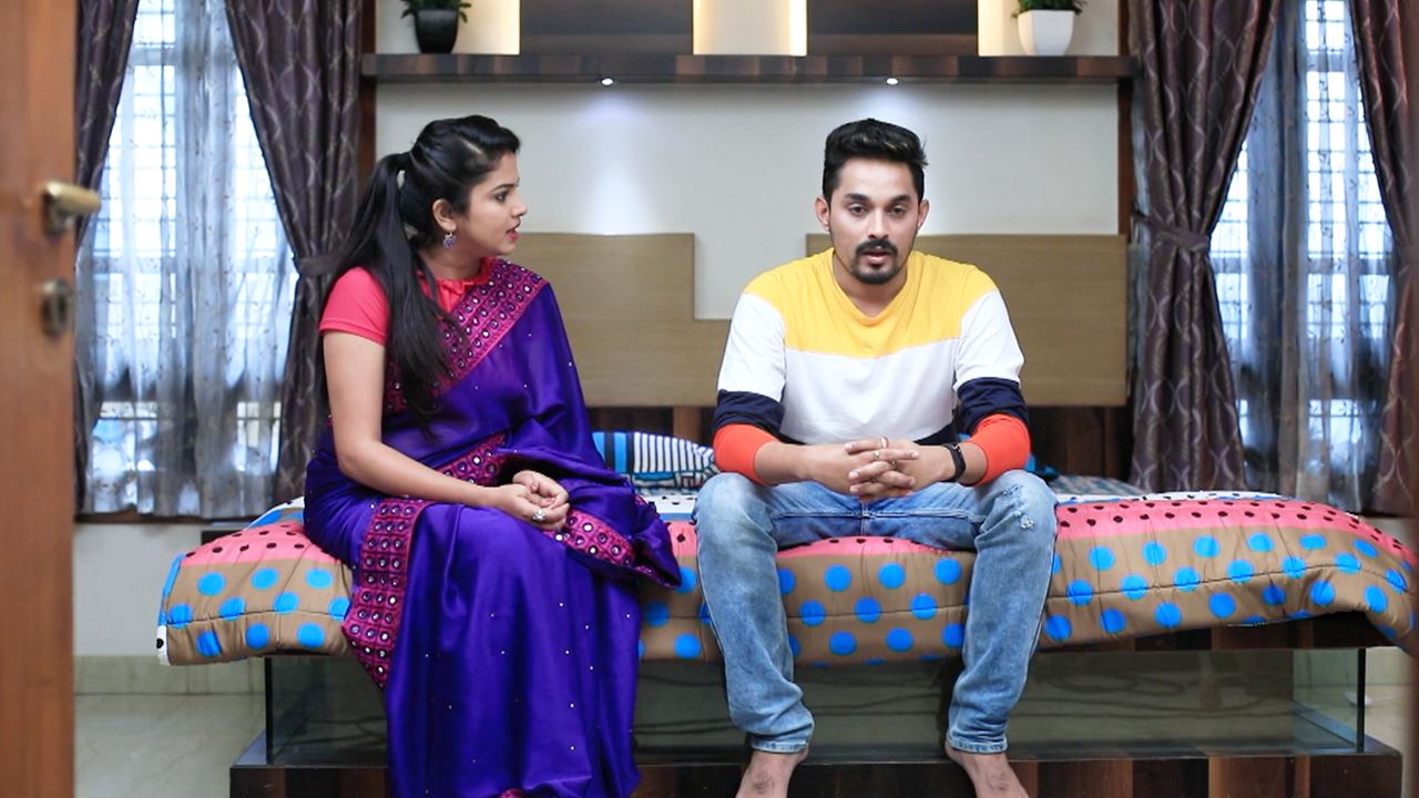 Watch Agnisakshi Season 1 Episode 1517 Telecasted On 25 09 2019 Online Agnisakshi is being telecast on e tv at 8 pm from monday to friday. akhil shares his suspicion with tanu
