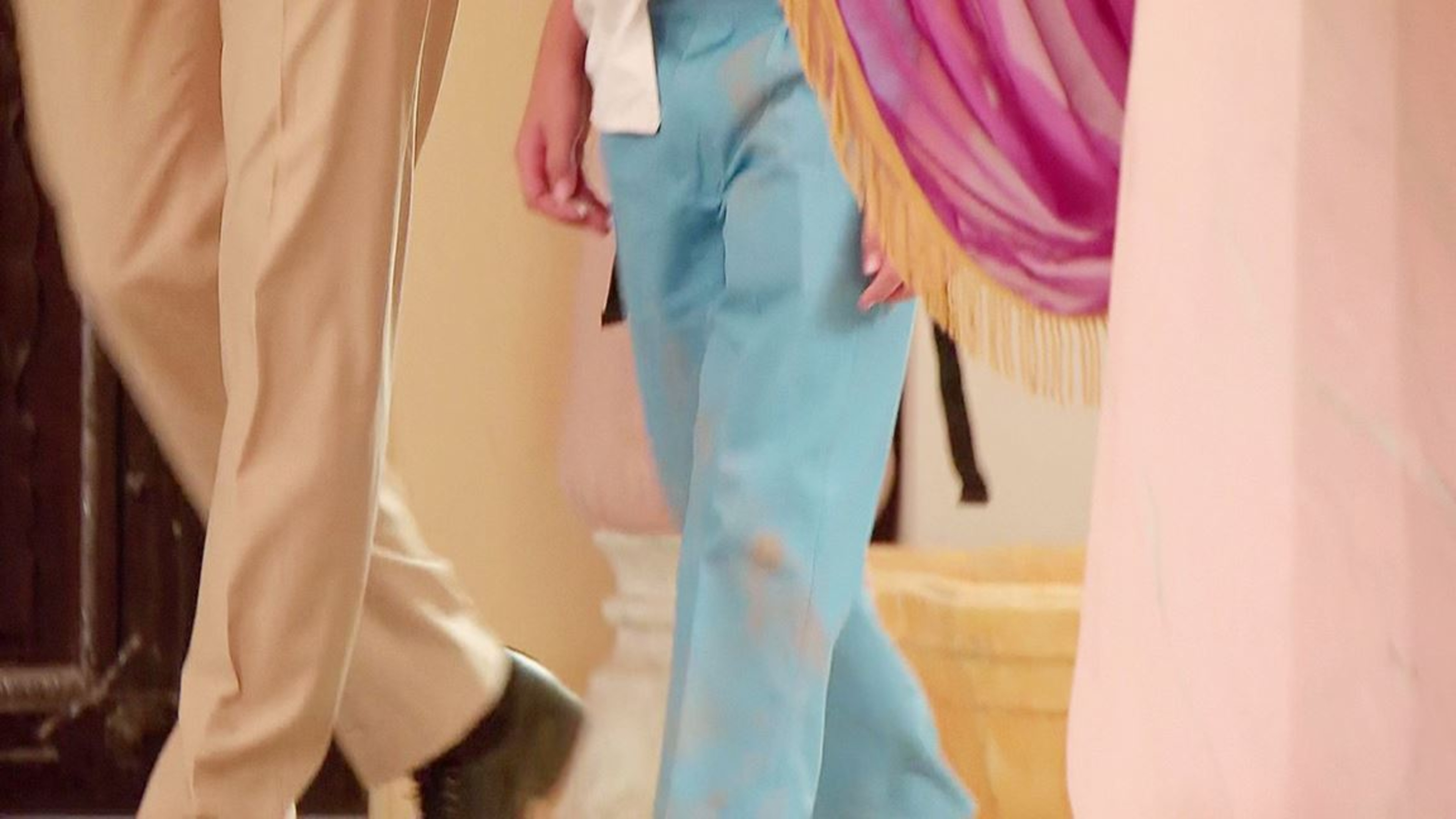 Https Www Voot Com Shows Rabi Thakurer Golpo 1 362561 Rabi Thakurer Galpo Season 01 Episode 31 366991 Https V3img Voot Com Resizehigh W 3840 H 2160 Kimg Kimg 980c51e5e708449b8eaa0d6834b6bd99 1280x720 Jpg Cdata Ramesh Comes With the landmark episode, the colors show has introduced a new character shiv, professionally a collector who will play anandi's.