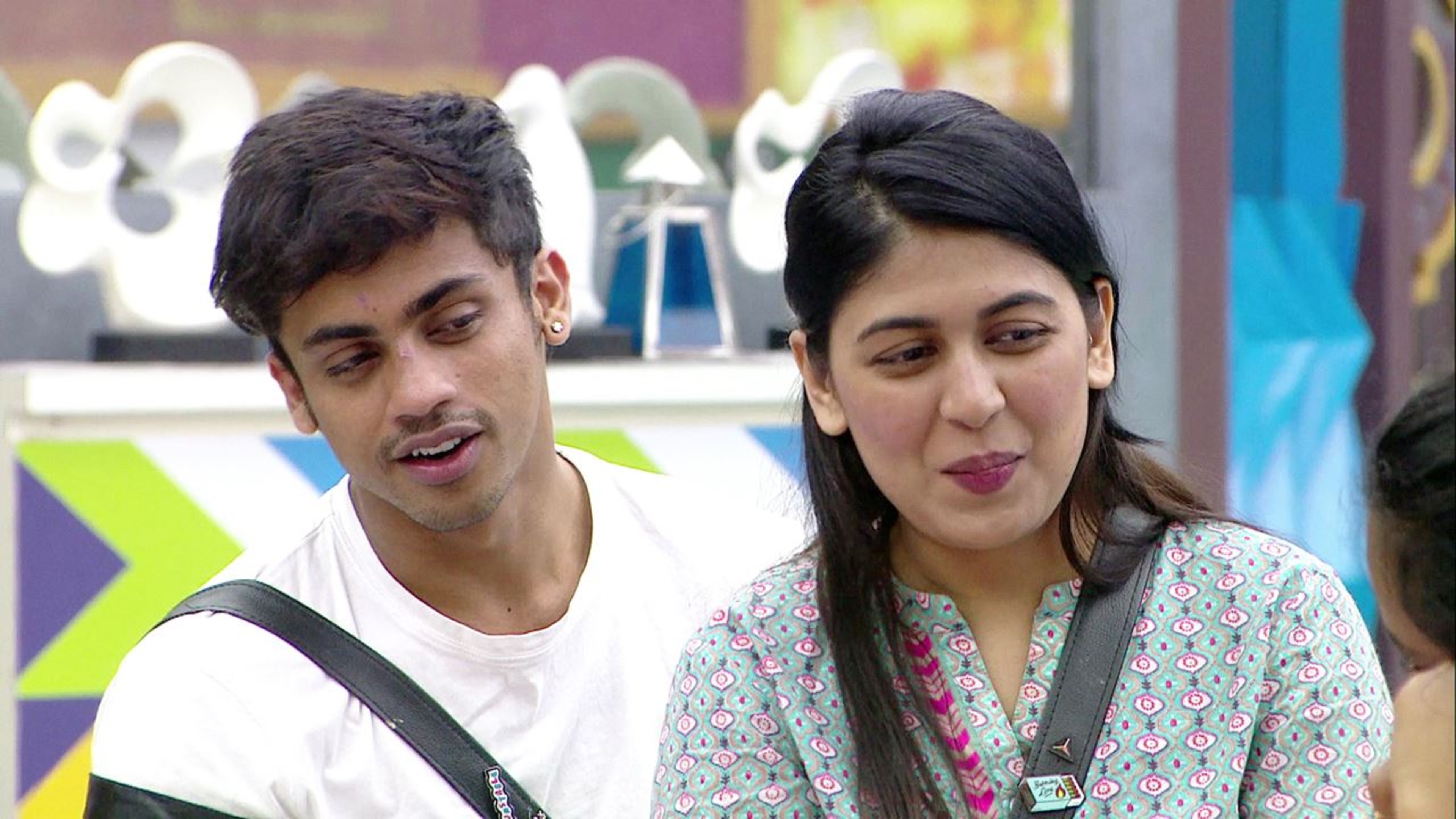 Https Www Voot Com Shows Seetha Vallabha 1 609472 Seetha Vallabha Season 01 Episode 386 876319 Https V3img Voot Com Resizehigh W 3840 H 2160 Kimg Kimg 63313422f5ee4e13bf1973340c5a5121 1280x720 Jpg Cdata Will Arya Help Maithili Sharad kelkar agent raghav sinha (unknown episodes). https www voot com shows seetha