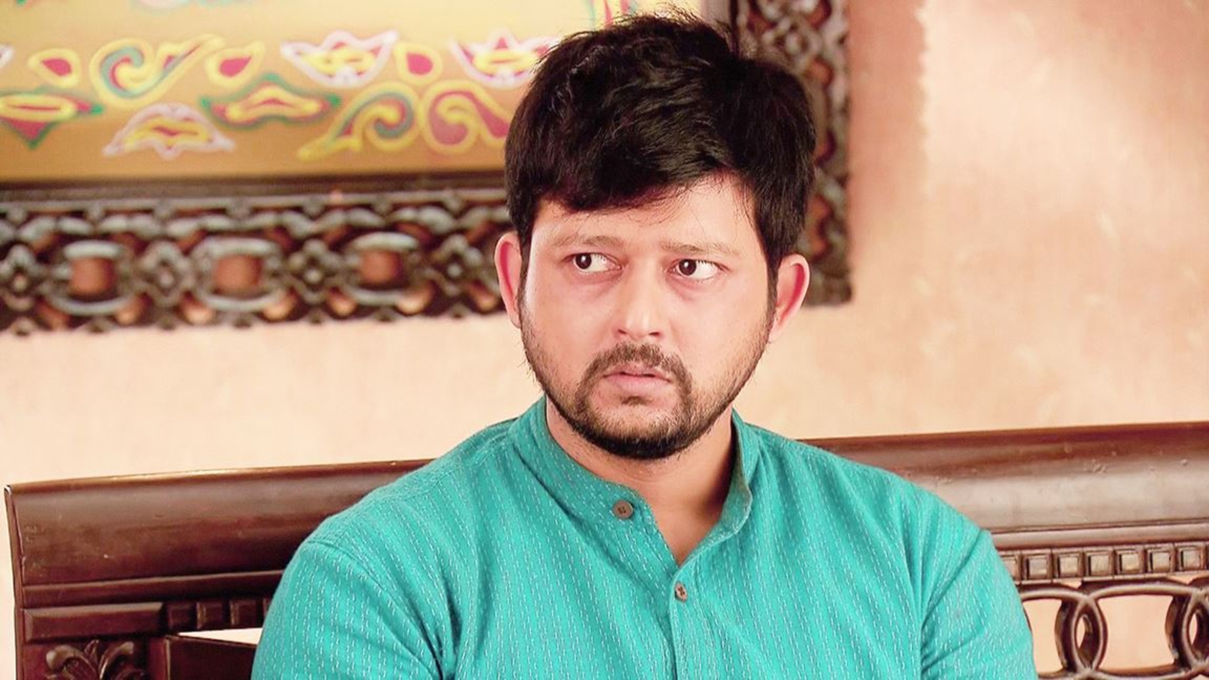 Watch Balika Vadhu Season 1 Episode 1691 Telecasted On 19 09 2014 Online Watch full episode frclip.com/user/showbalikavadhu #colorstv #balikavadhu. niranjan falls down from the temple steps