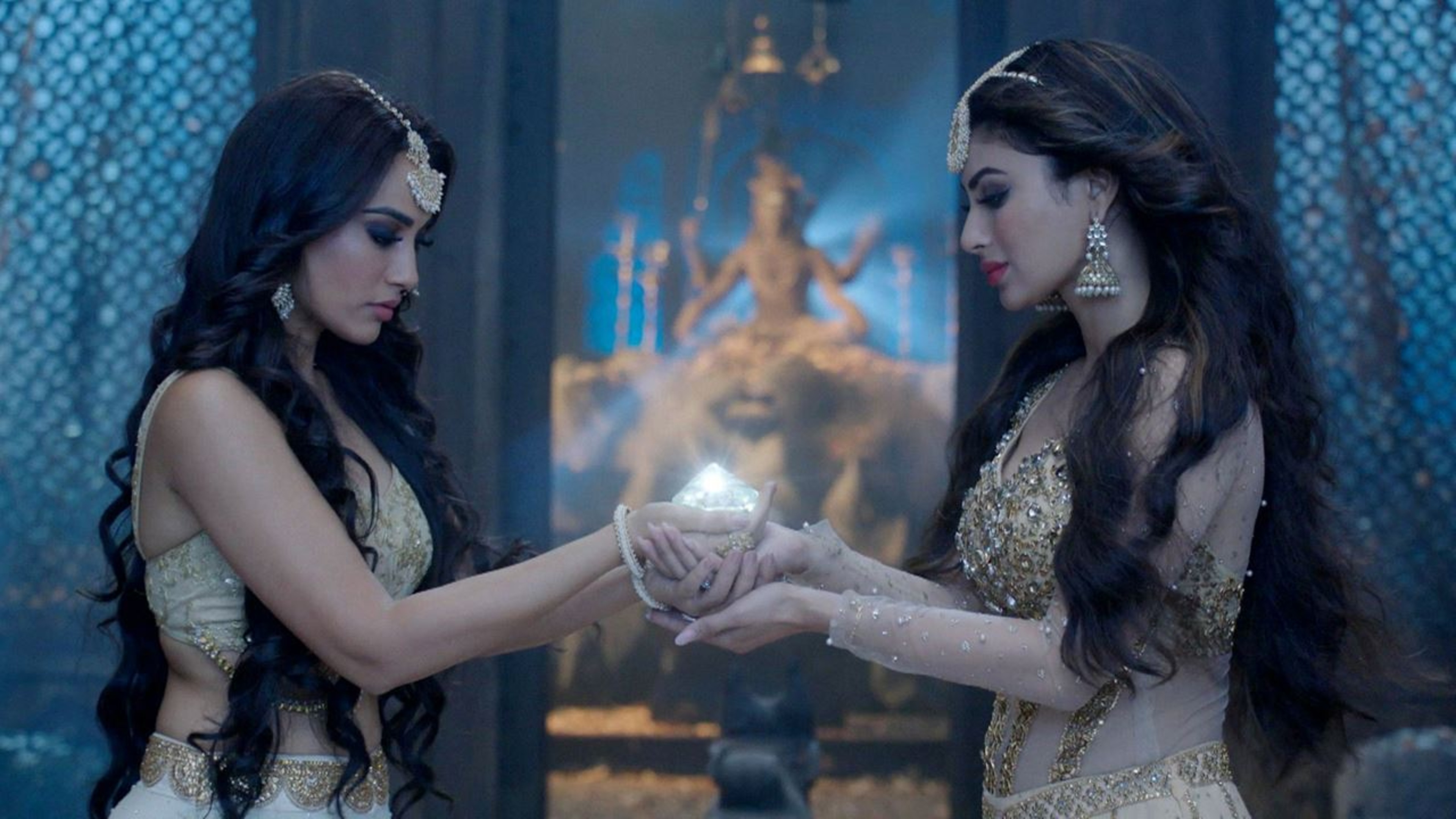 Watch Naagin Season 3 Episode 103 Telecasted On 26 05 2019 Online A supernatural plot involving the myth of icha dhaari naagin (a snake which takes what will happen when muskaan will also turn into a nagin & will eventually go head to head against sanam jahan. the ultimate war for the naagmani