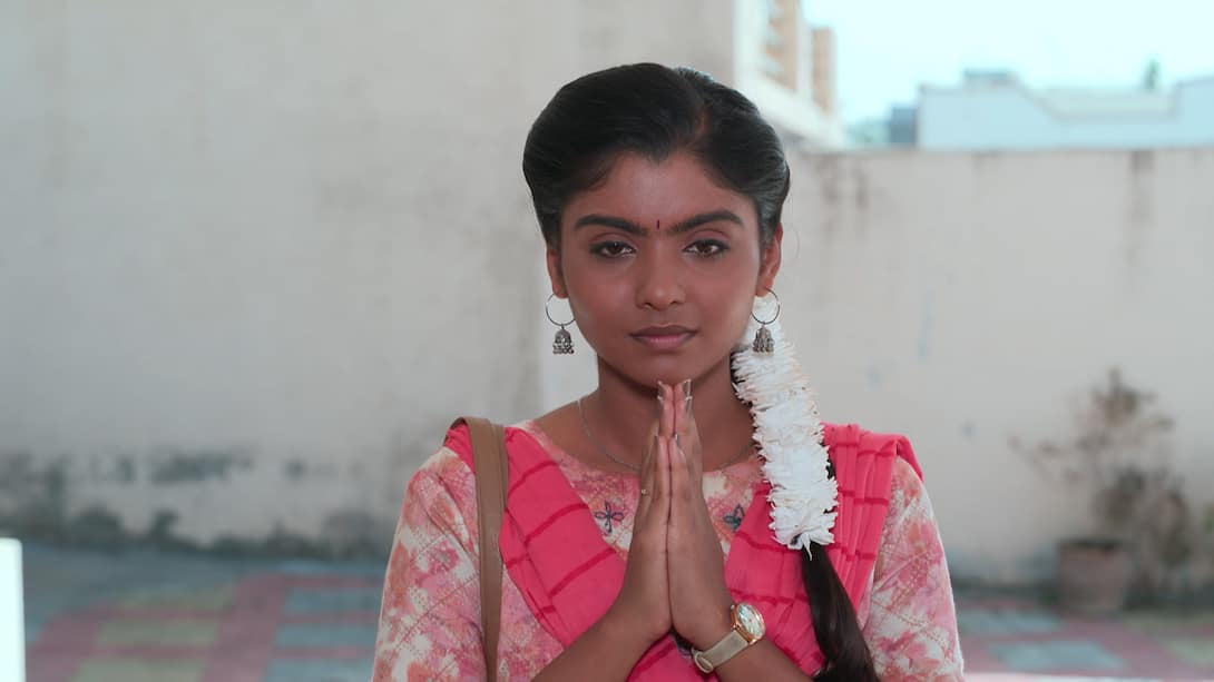 Radha prays for Rajesh