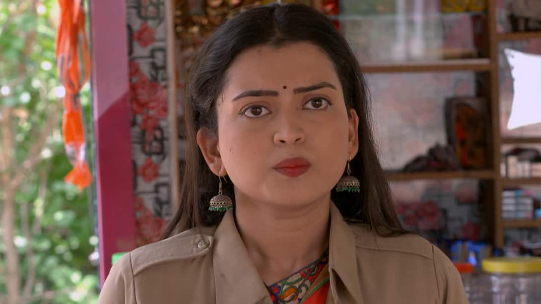 Rashmi enters Rashi's life?
