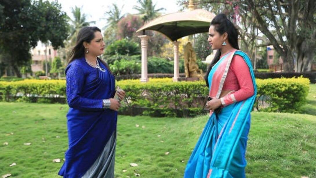 Chandrika seeks Sitara Devi's counsel