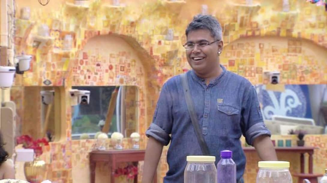 Mir Afsar Ali joins the housemates