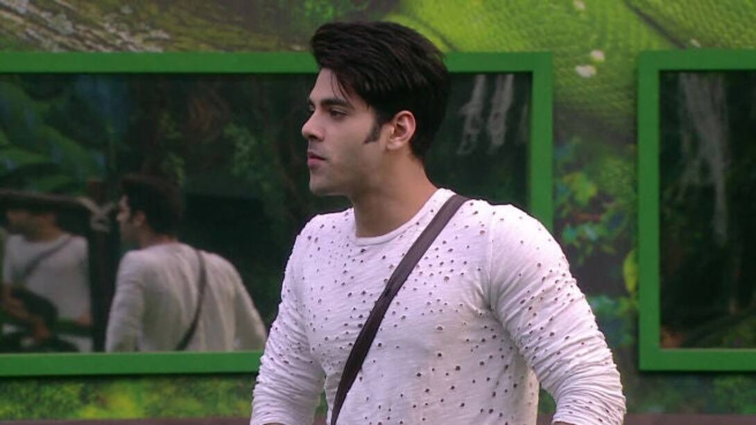 Watch Simba Imitates Bigg Boss Video Online(HD) On JioCinema