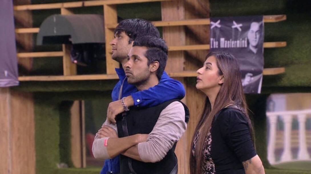 Watch All Strings Attached! Video Online(HD) On JioCinema