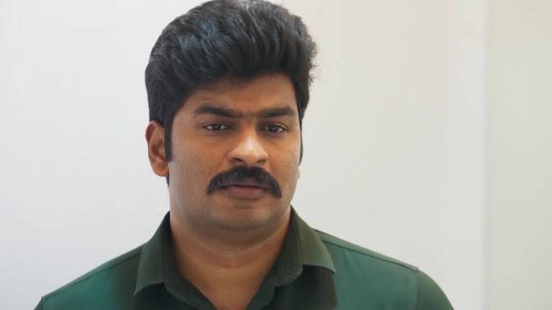 Watch Kumaran Fabricates A Lie Video Online(HD) On JioCinema